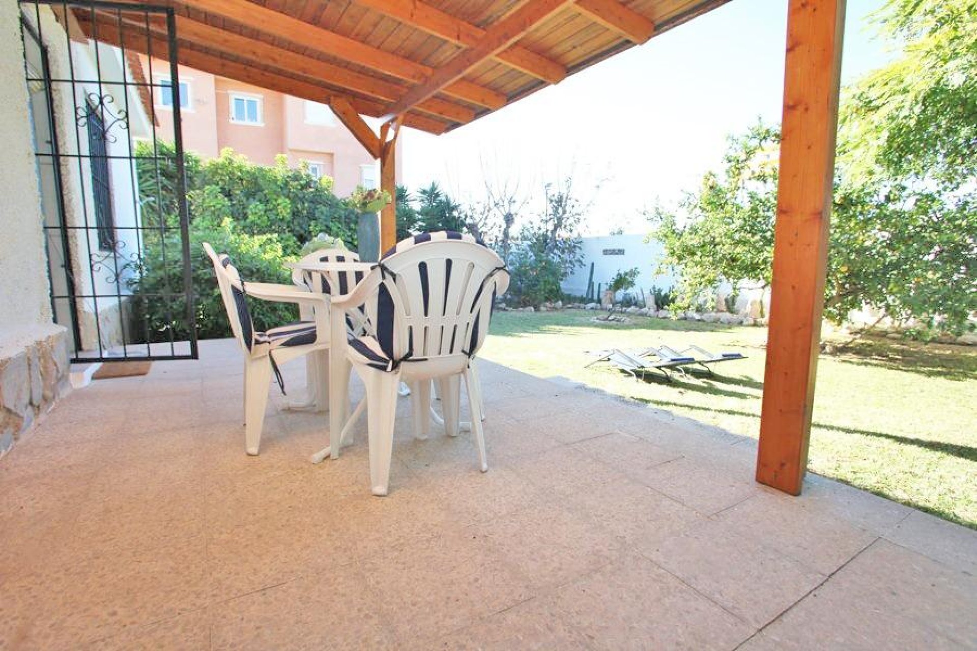 Resale - Chalet - Torrevieja - Los Frutales