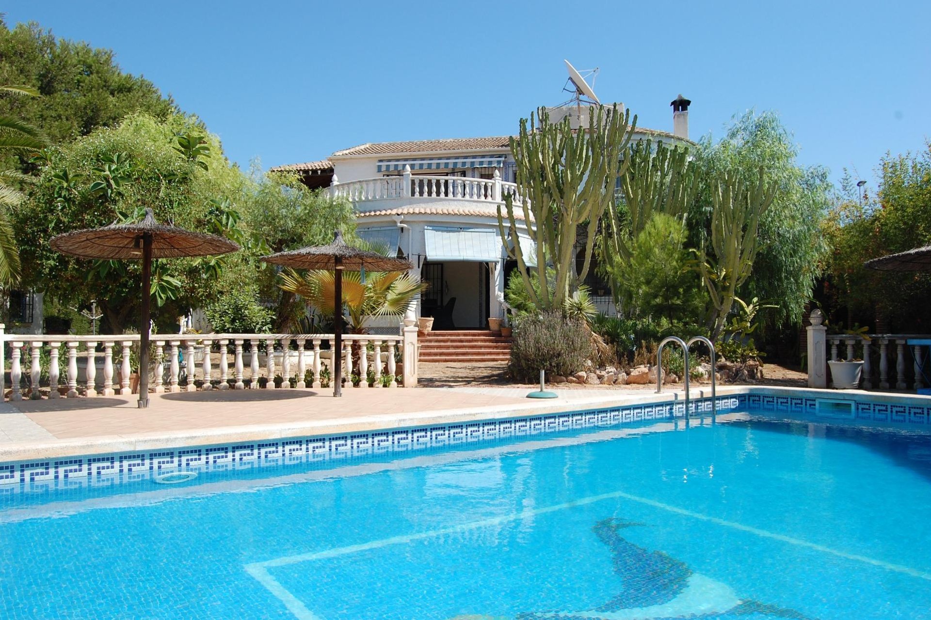 Resale - Chalet - Torrevieja - San luis