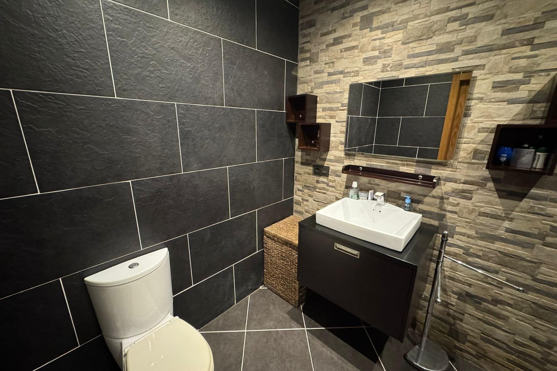 Resale - Chalet - Torrevieja - San luis