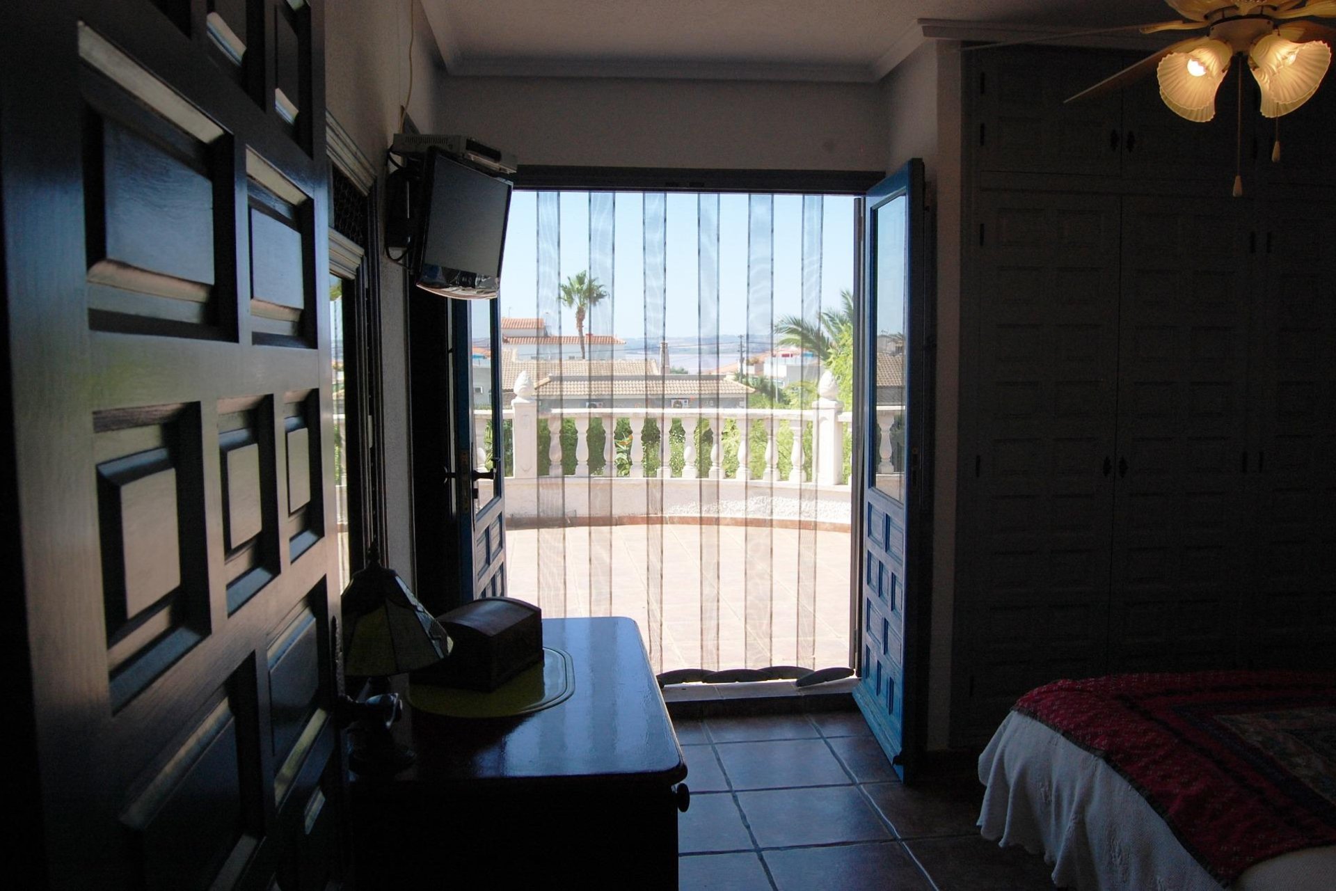 Resale - Chalet - Torrevieja - San luis