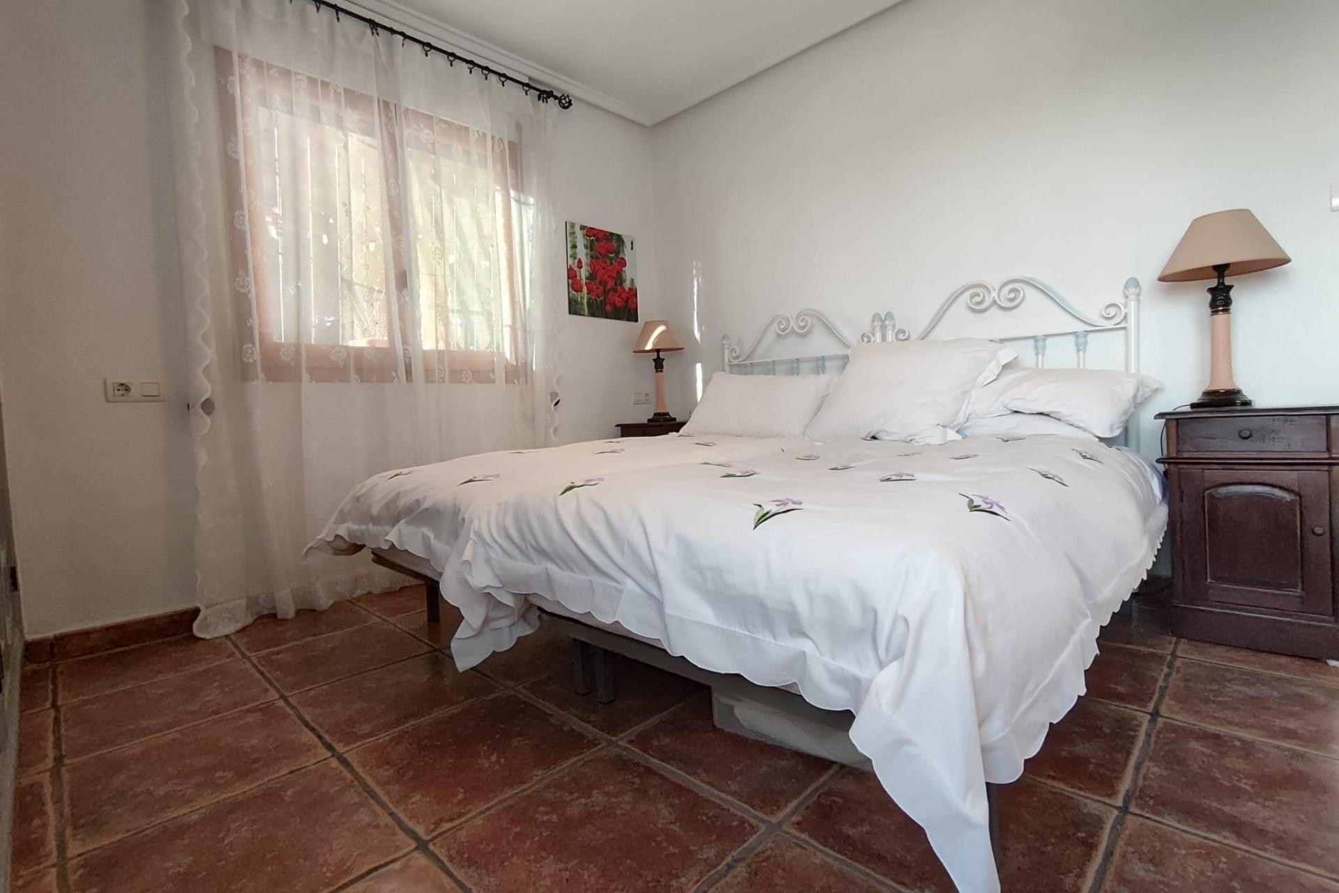 Resale - Chalet - Torrevieja - San luis