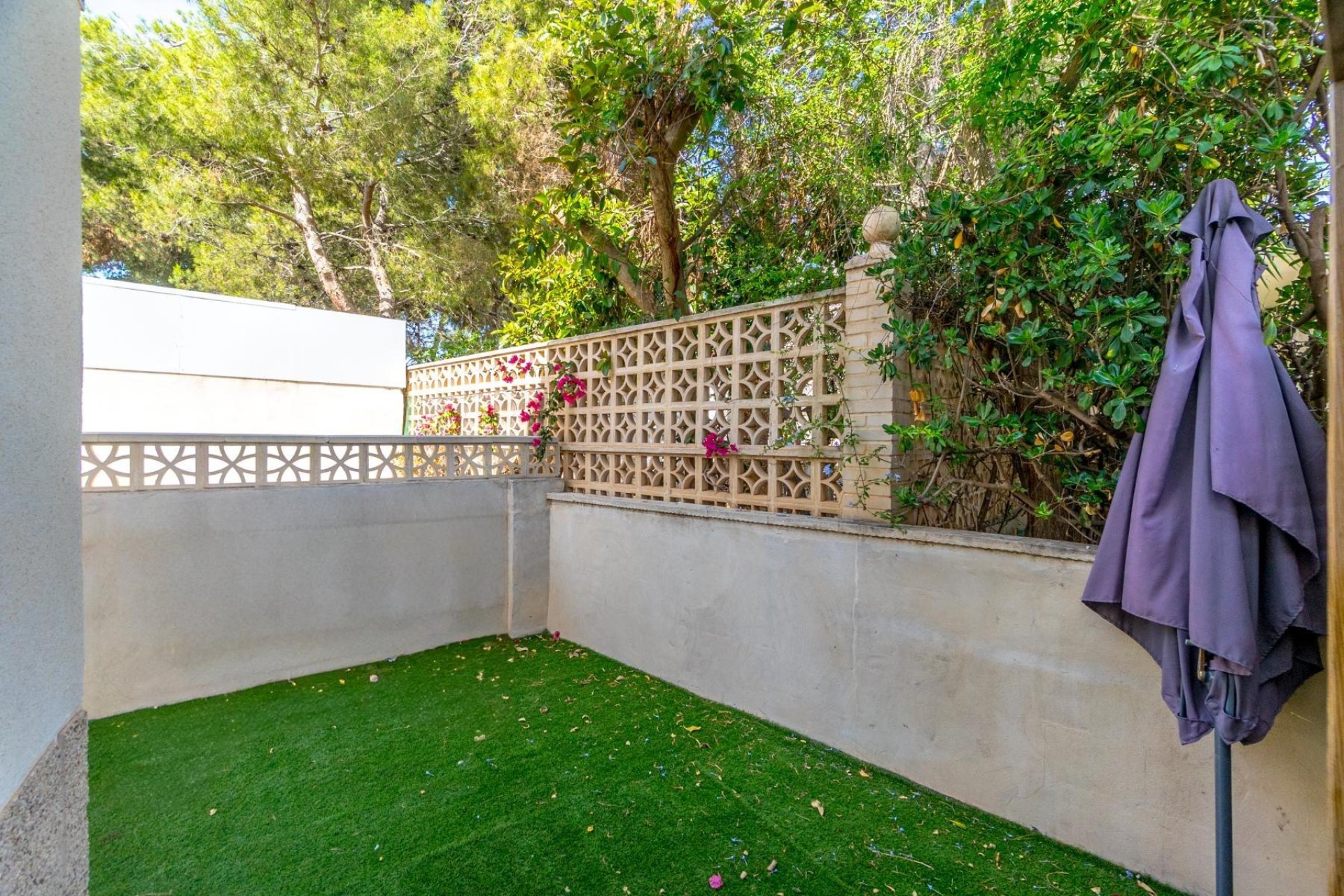 Resale - Chalet - Torrevieja - Zona los Frutales