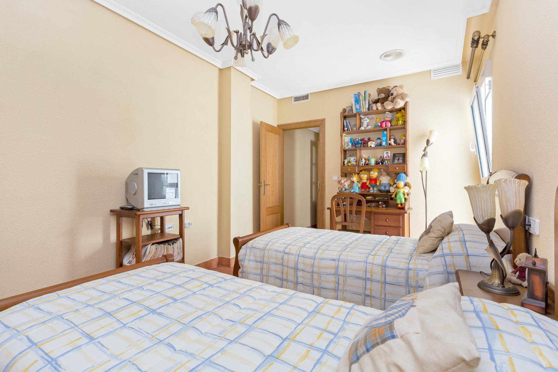 Resale - Duplex - Torrevieja - Centro