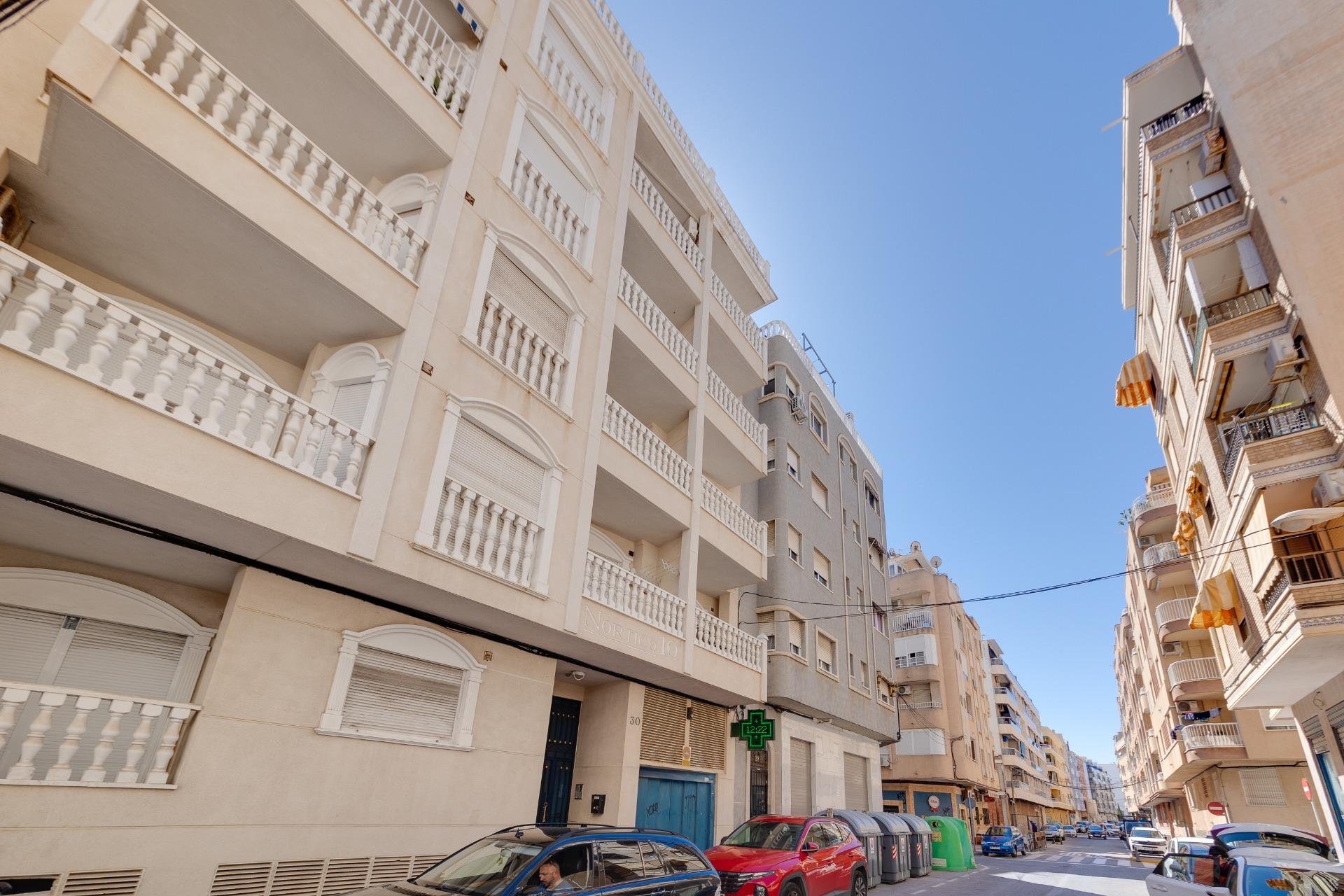 Resale - Duplex - Torrevieja - Playa de los Locos