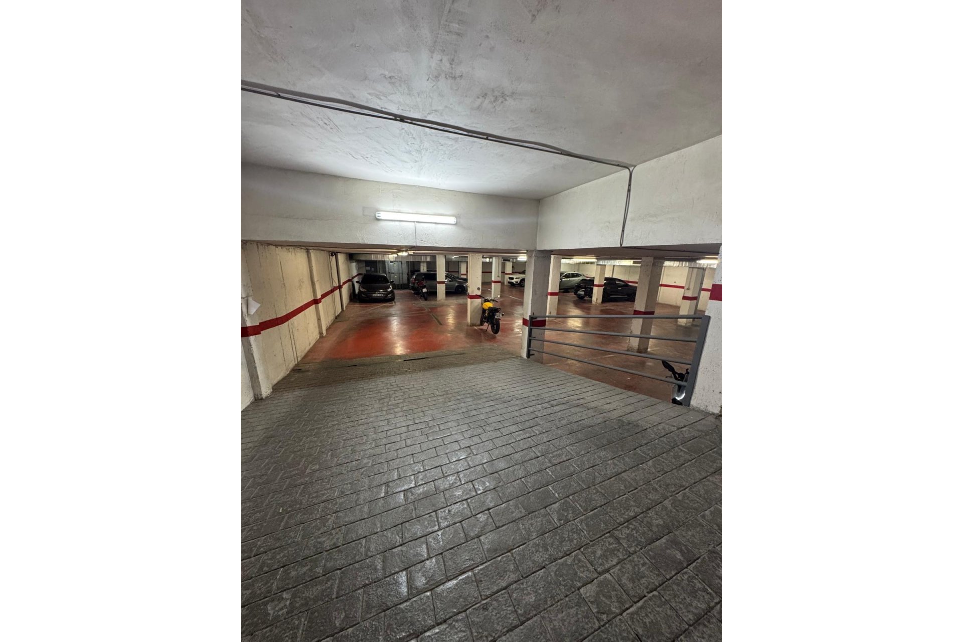 Resale - Garage - Callosa de Segura - Comunidad valenciana