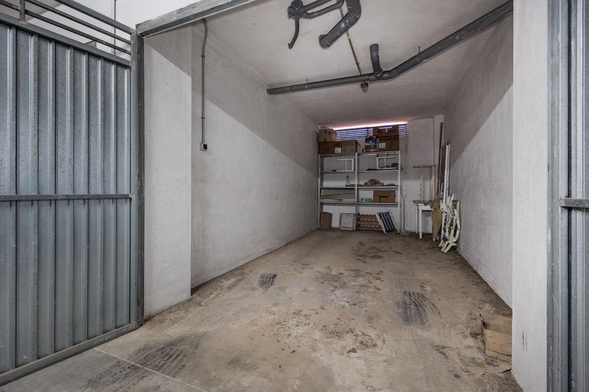 Resale - Garage - Torrevieja - Acequion