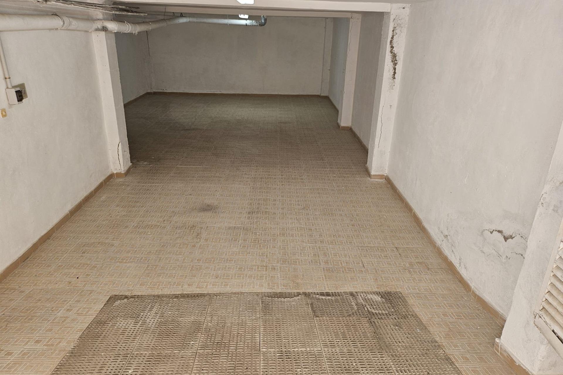 Resale - Garage - Torrevieja - Playa del Cura