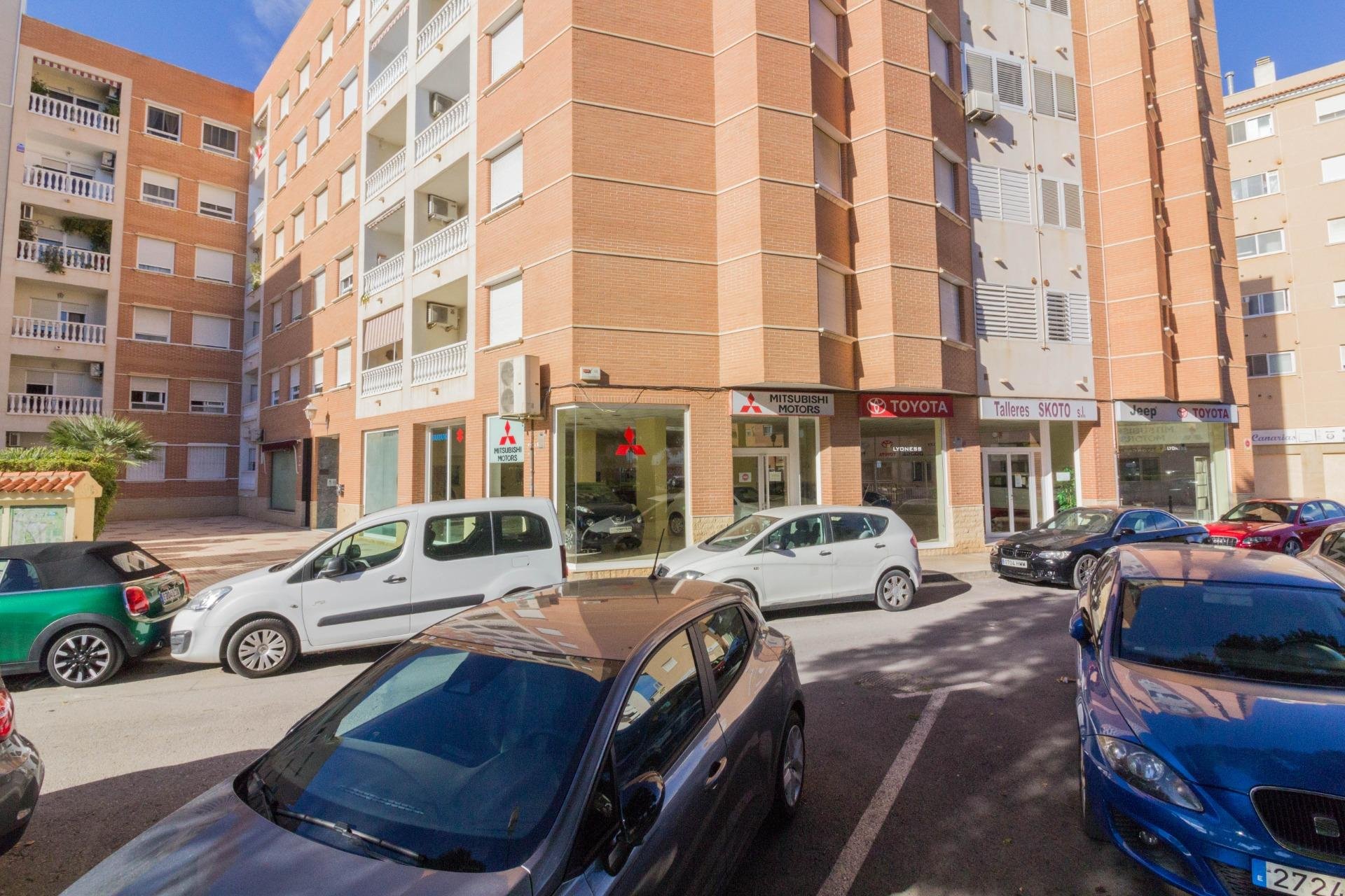 Resale - Local comercial - Orihuela - Zona Centro