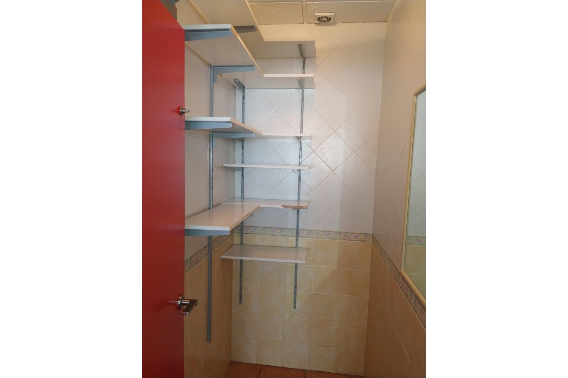 Resale - Local comercial - Pilar de la Horadada