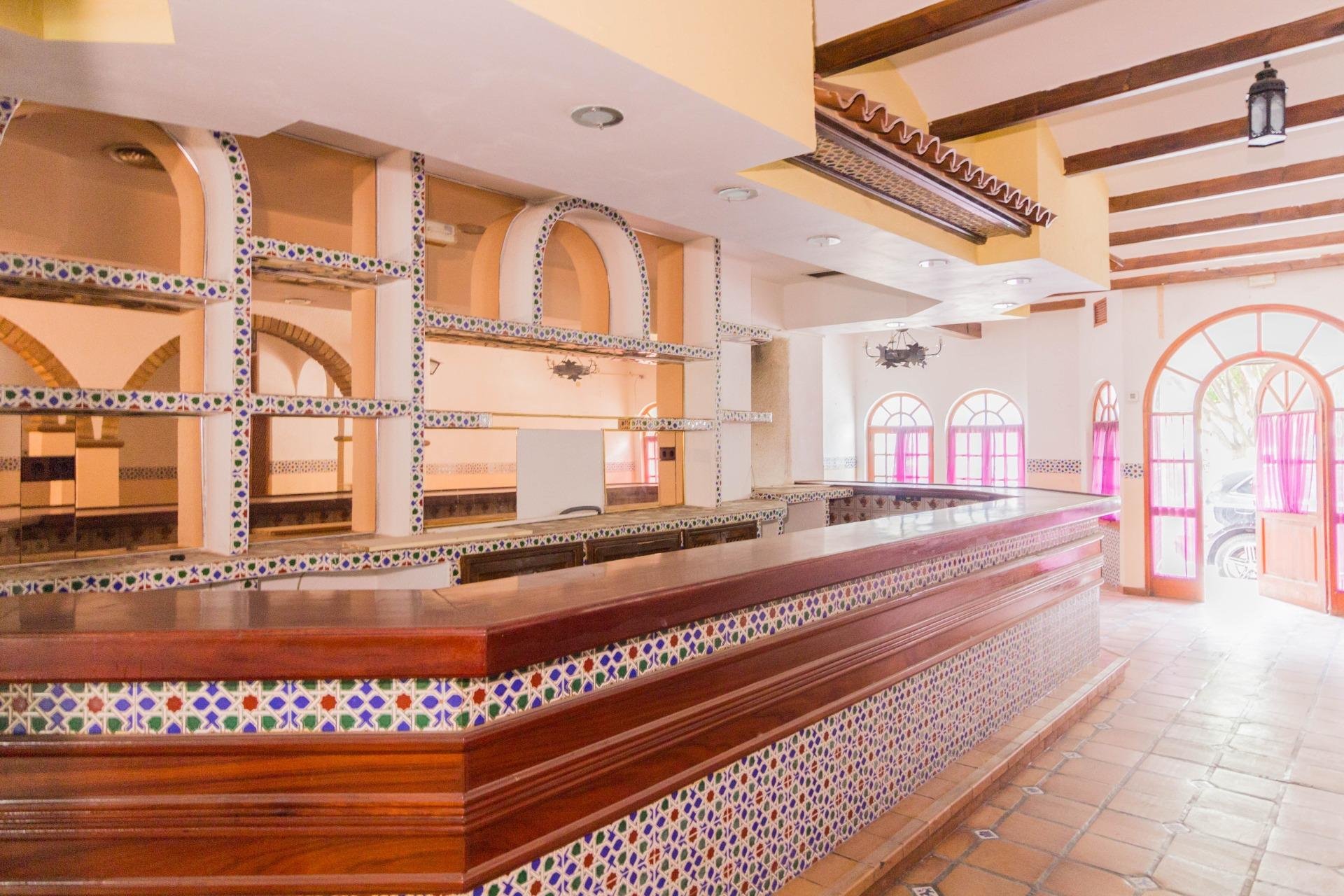 Resale - Local comercial - Redován - Comunidad valenciana