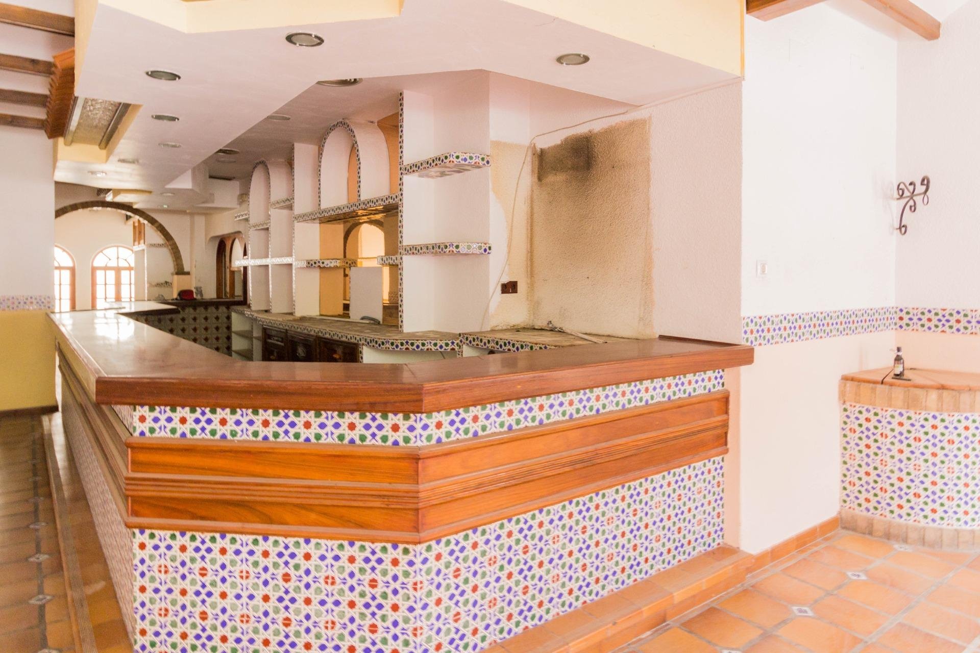 Resale - Local comercial - Redován - Comunidad valenciana
