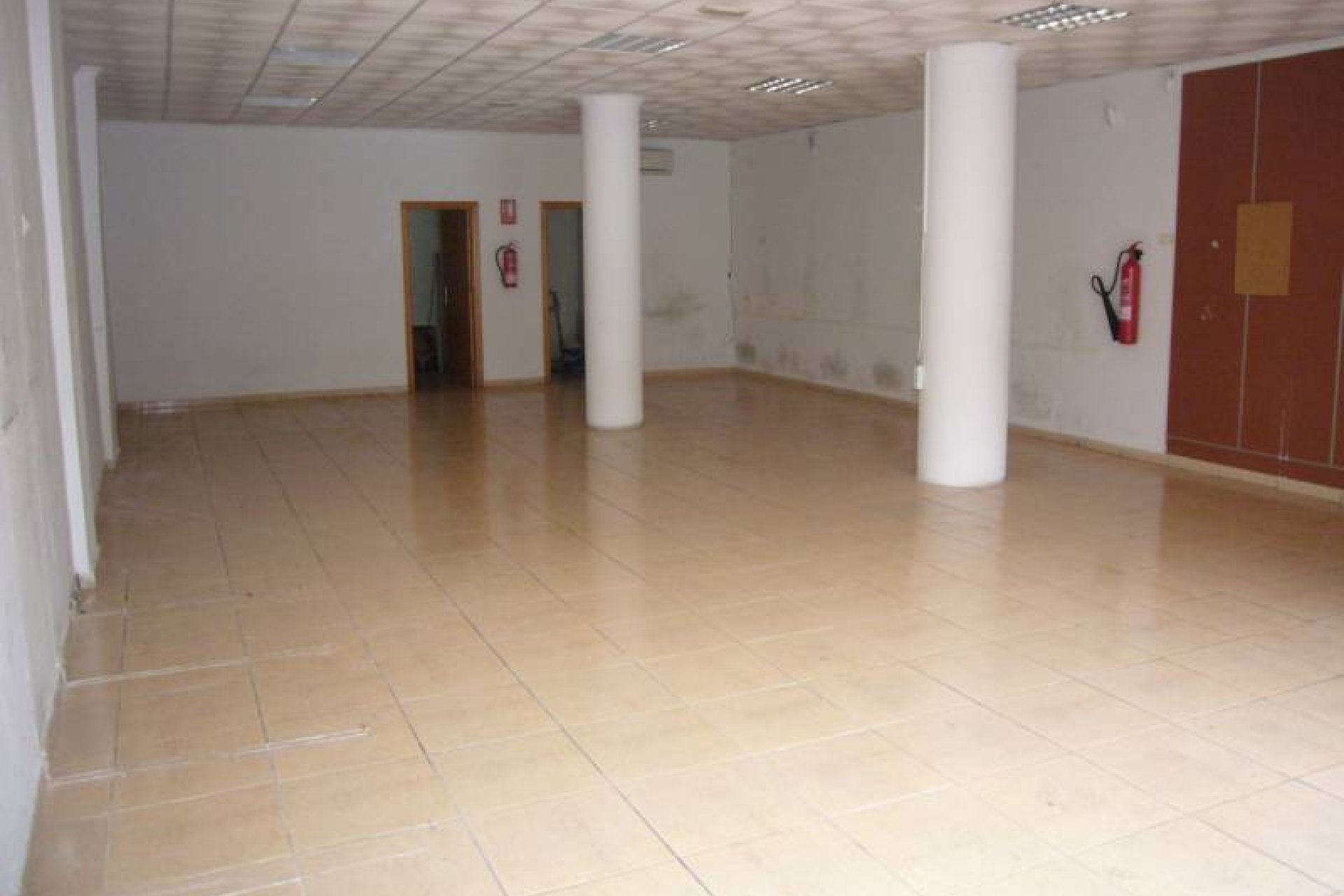 Resale - Local comercial - Torrevieja - Centro