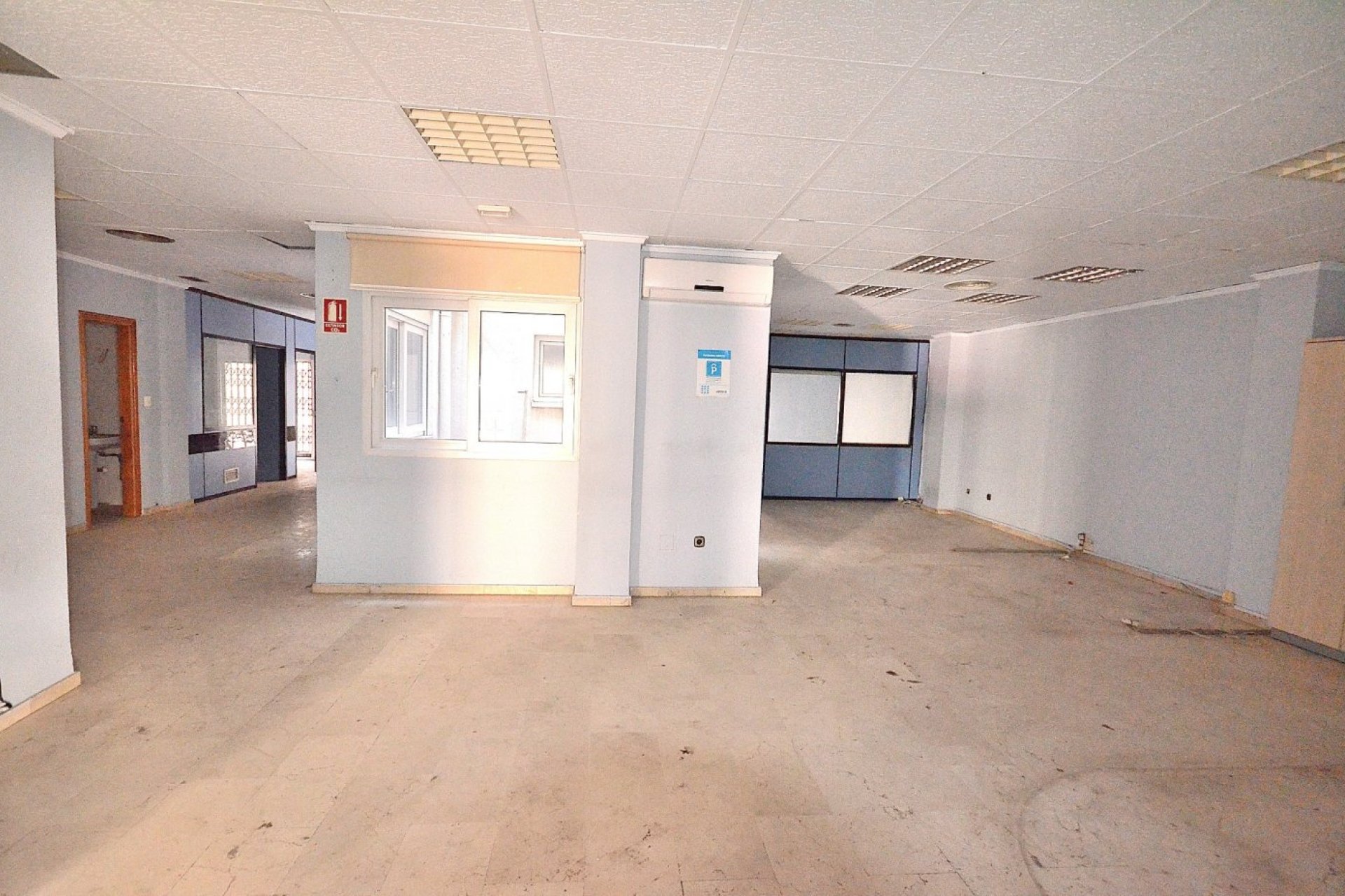 Resale - Local comercial - Torrevieja - Centro