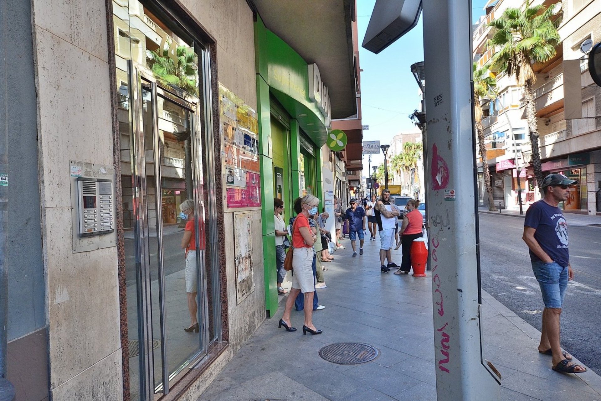 Resale - Local comercial - Torrevieja - Centro