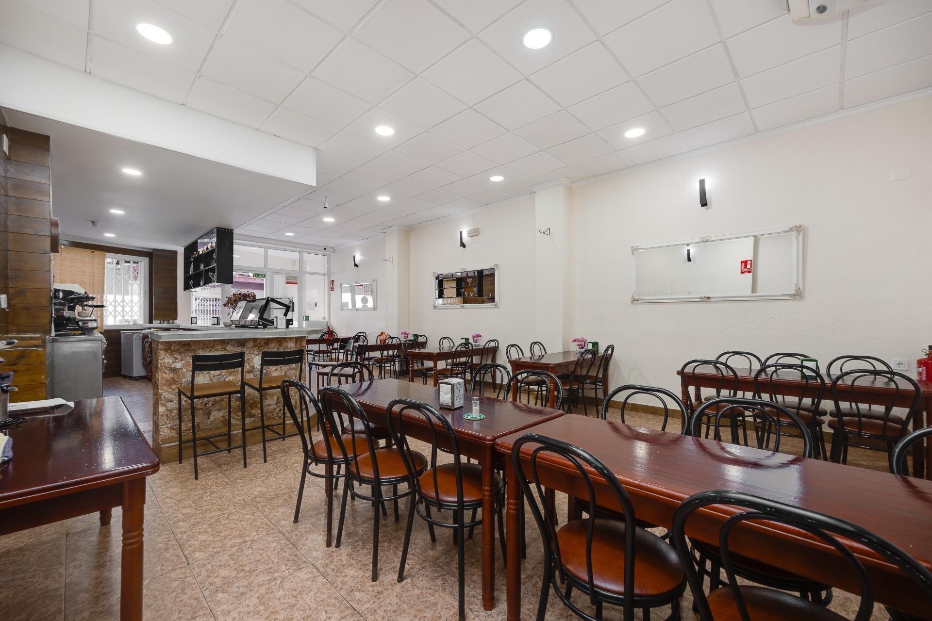 Resale - Local comercial - Torrevieja - Estacion de autobuses