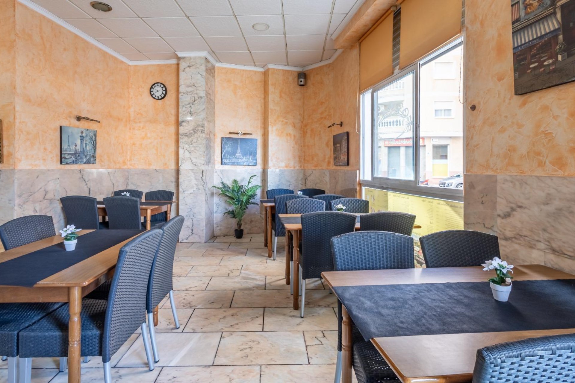 Resale - Local comercial - Torrevieja - Estacion de autobuses