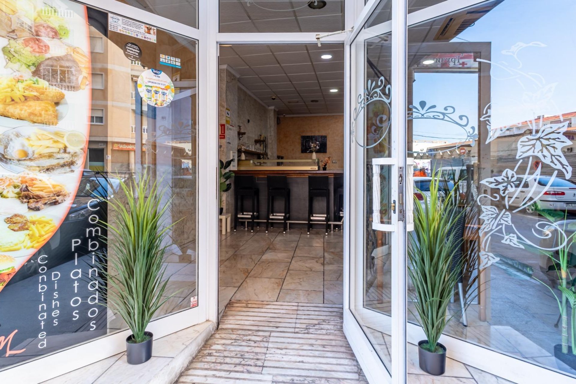 Resale - Local comercial - Torrevieja - Estacion de autobuses