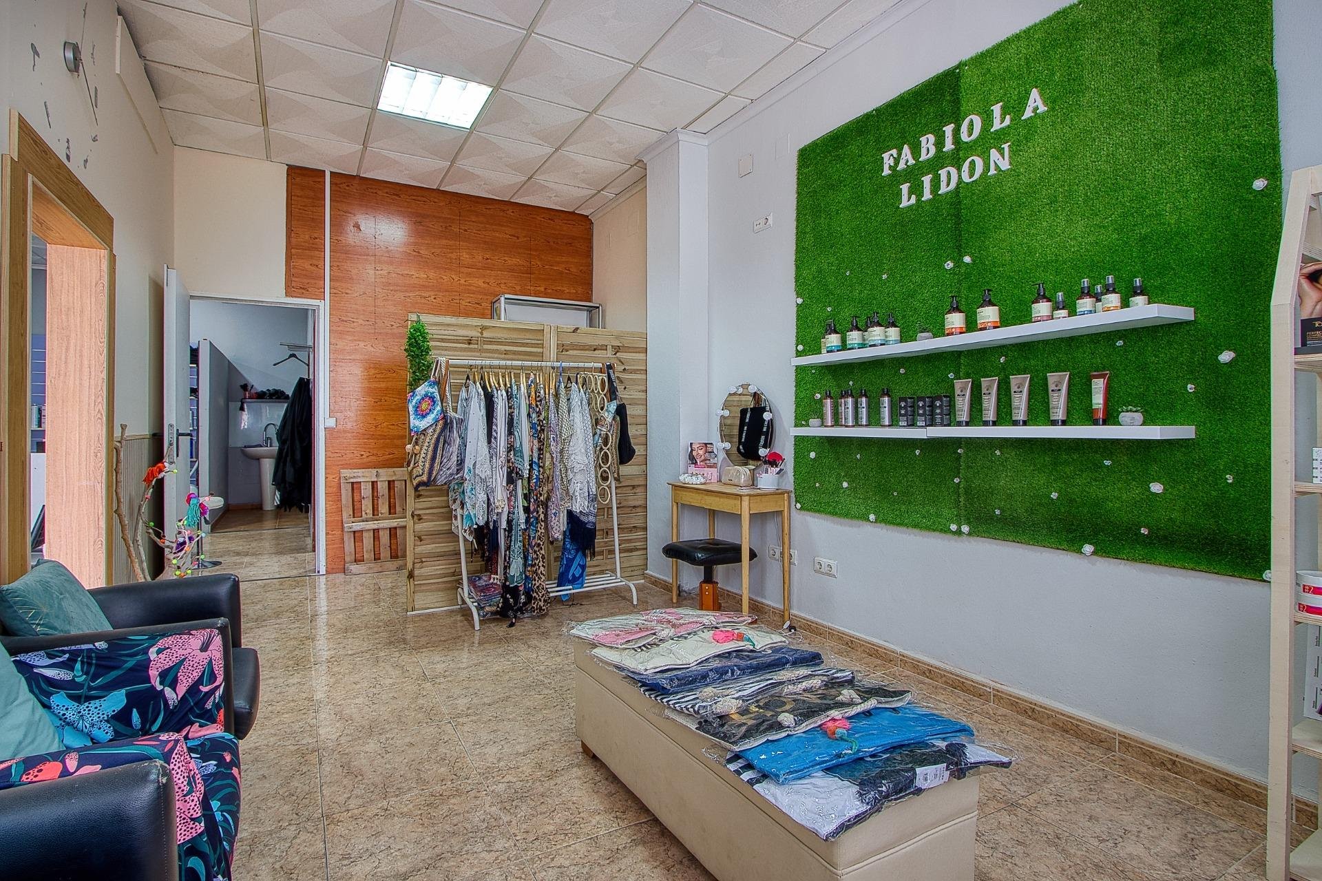 Resale - Local comercial - Torrevieja - La Mata