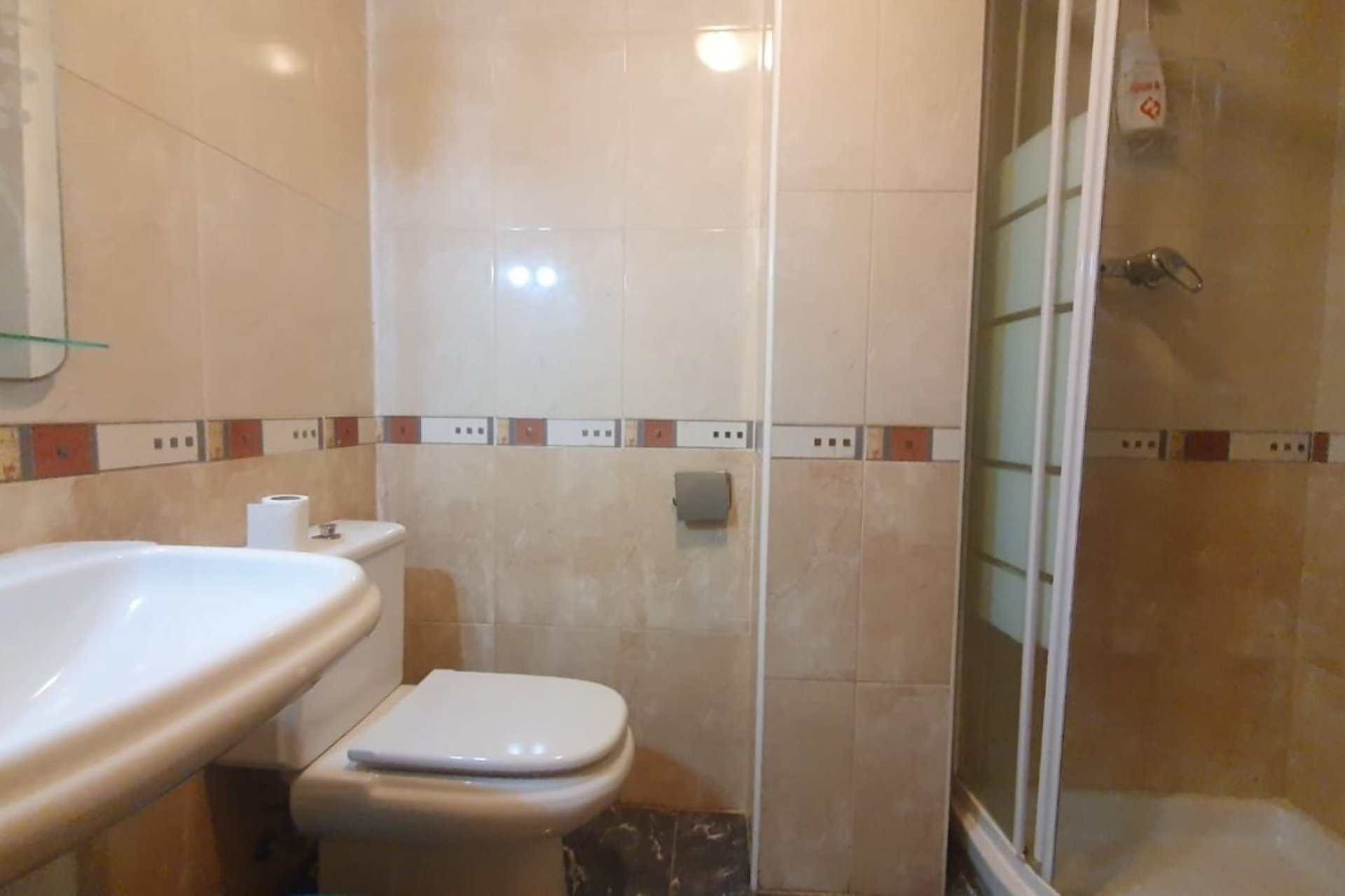 Resale - Local comercial - Torrevieja - Los balcones