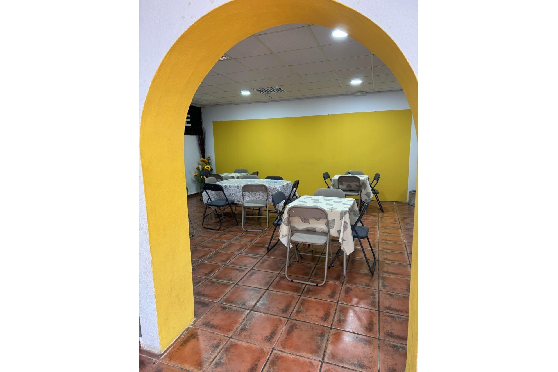 Resale - Local comercial - Torrevieja - Playa de los Locos