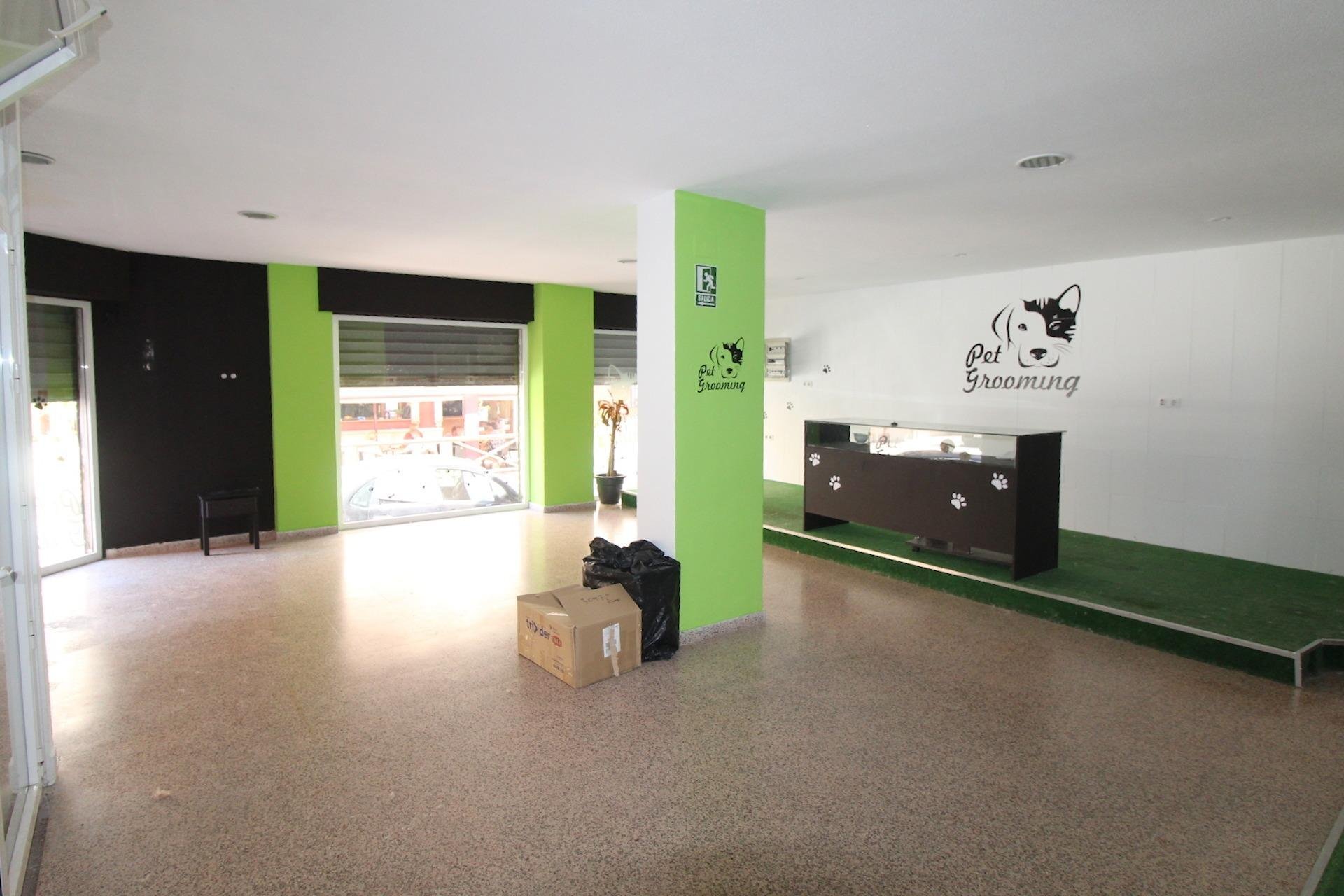 Resale - Local comercial - Torrevieja - Playa del Cura