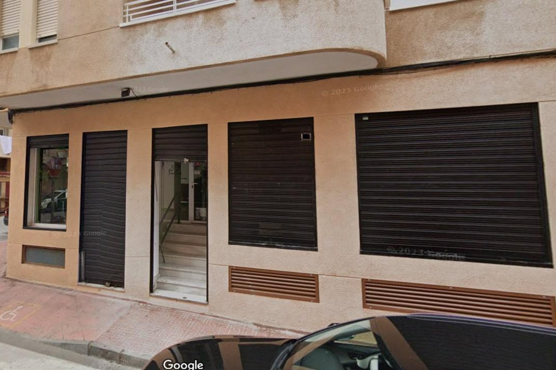 Resale - Local comercial - Torrevieja - Playa del Cura