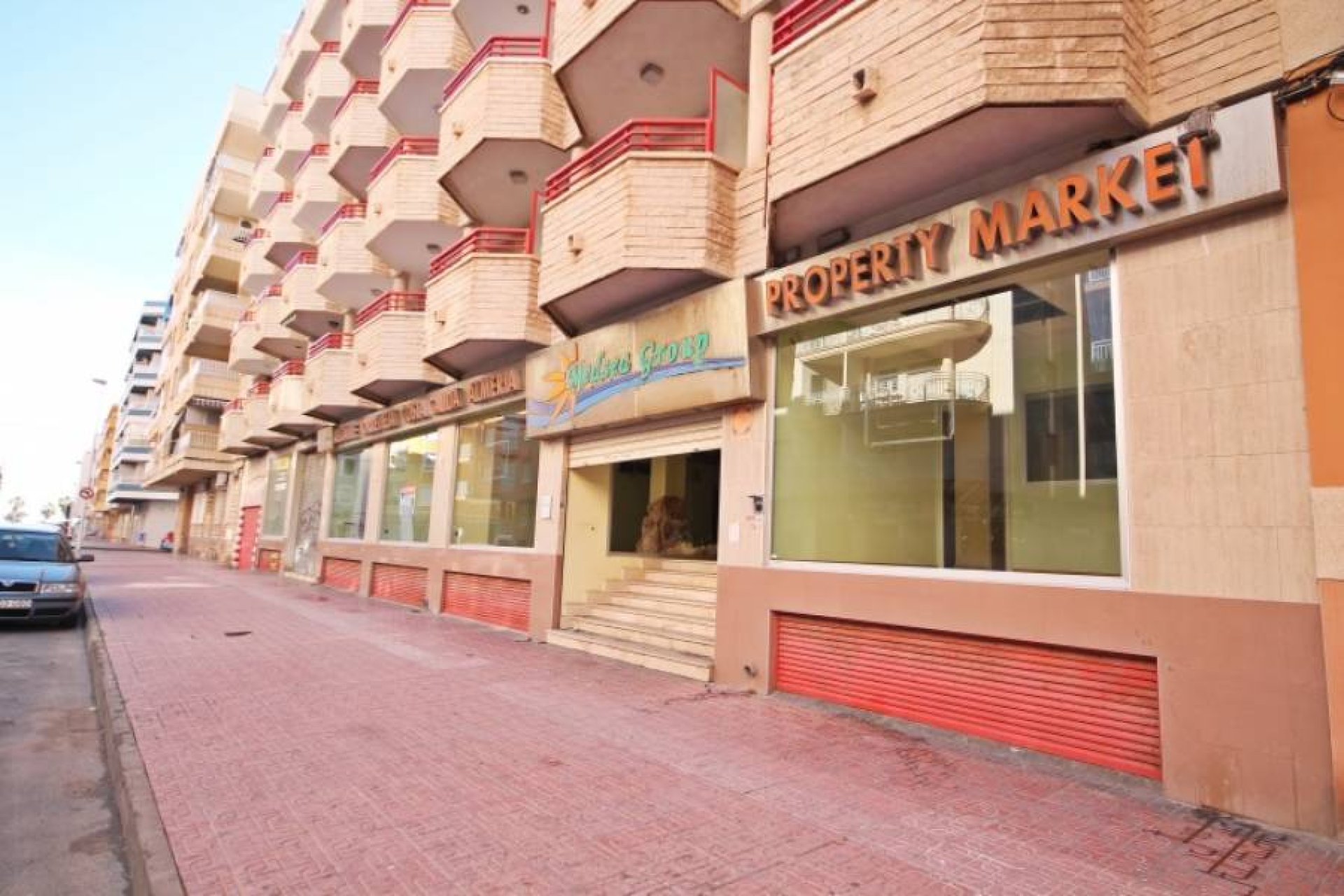 Resale - Local comercial - Torrevieja - Playa del Cura