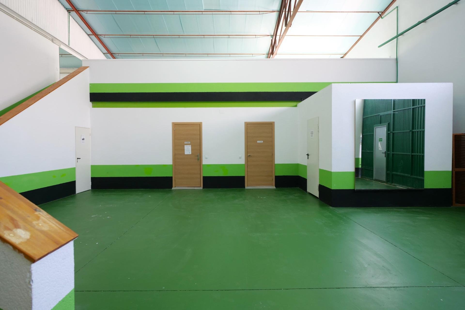 Resale - Nave industrial - Almoradí