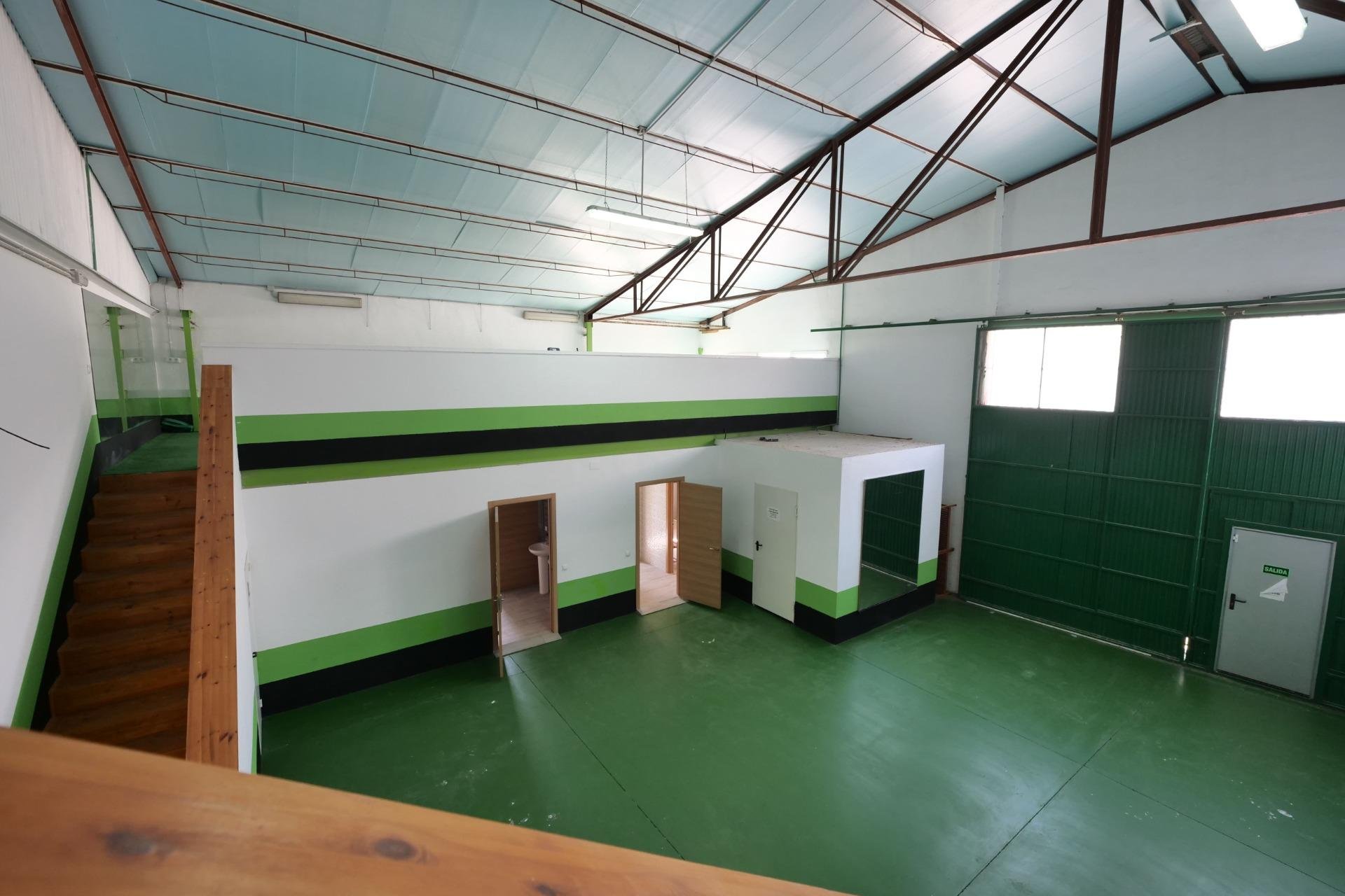 Resale - Nave industrial - Almoradí