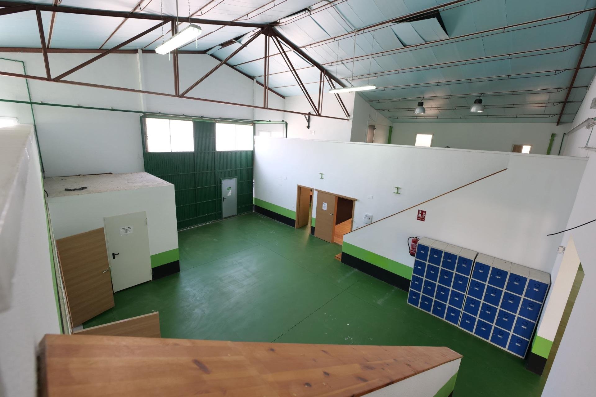 Resale - Nave industrial - Almoradí