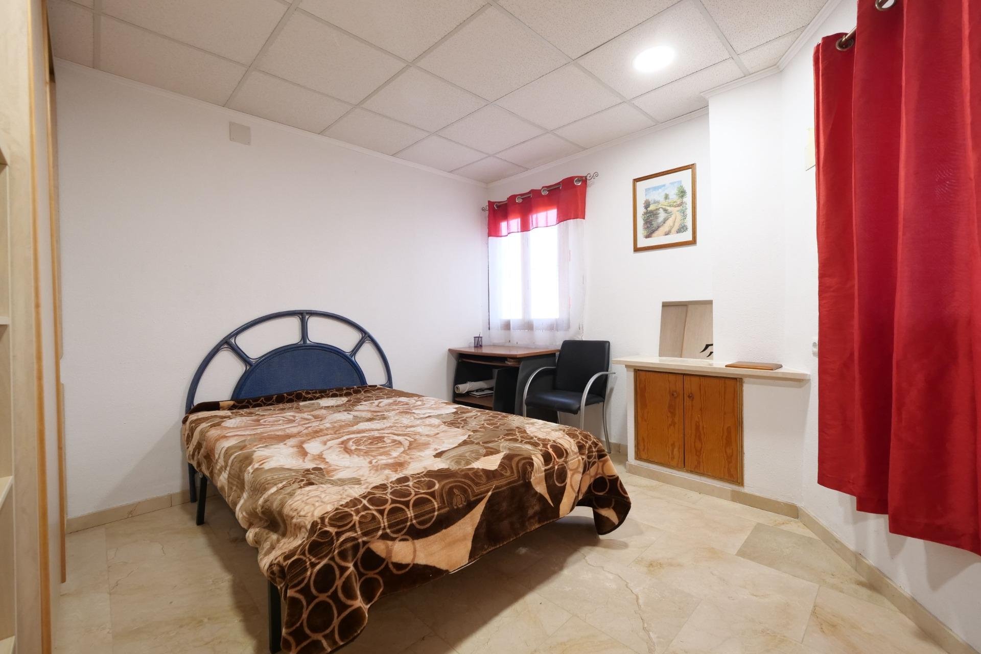 Resale - Nave industrial - Almoradí