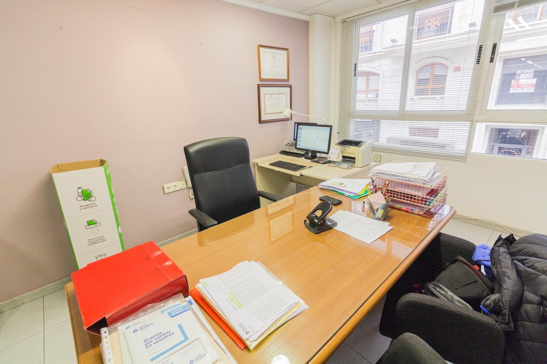 Resale - Oficina - Orihuela - Zona Centro