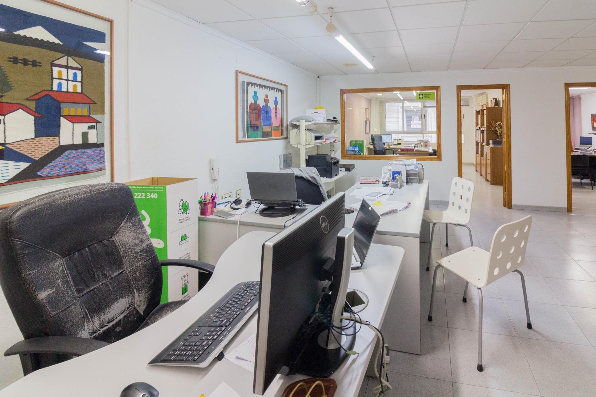 Resale - Oficina - Orihuela - Zona Centro