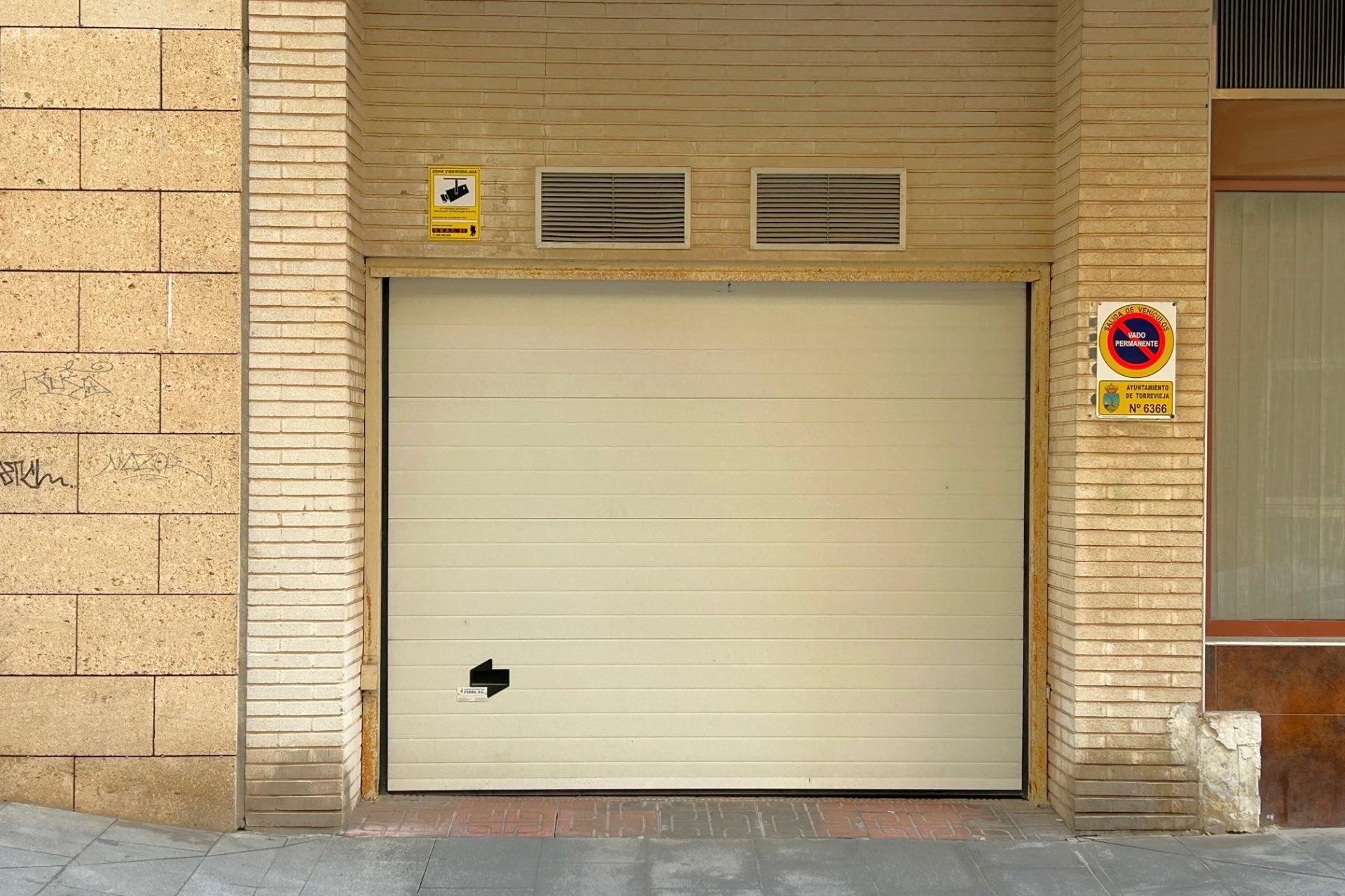 Resale - Parking - Torrevieja - Playa del Cura