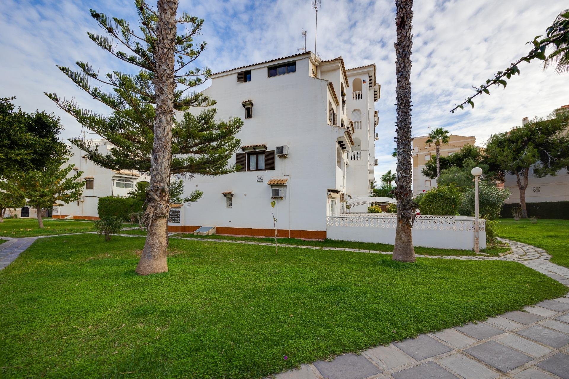 Resale - Penthouse - Torrevieja - Calas blanca