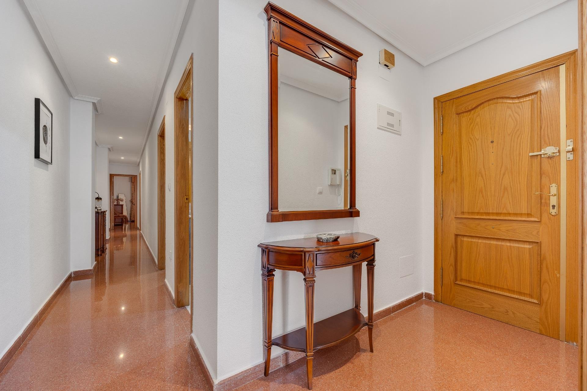 Resale - Penthouse - Torrevieja - Paseo maritimo