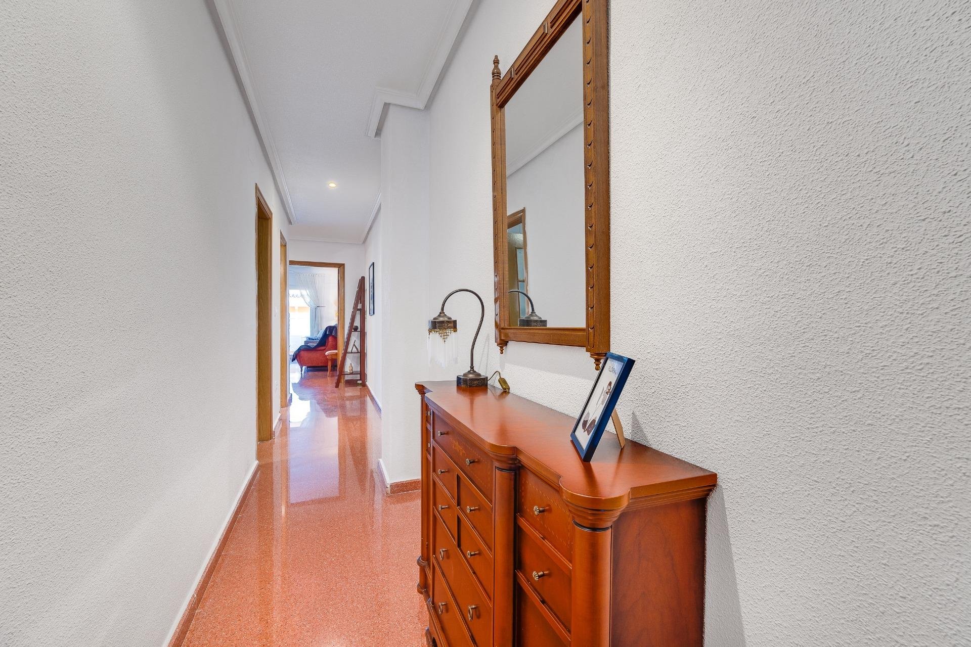 Resale - Penthouse - Torrevieja - Paseo maritimo