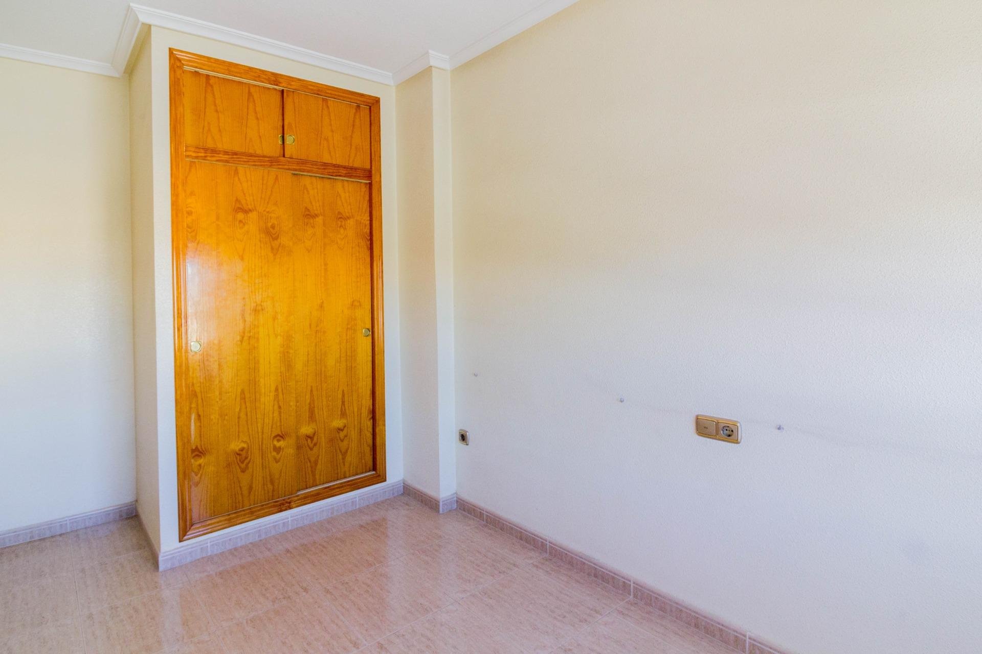 Resale - Piso - Callosa de Segura - Comunidad valenciana