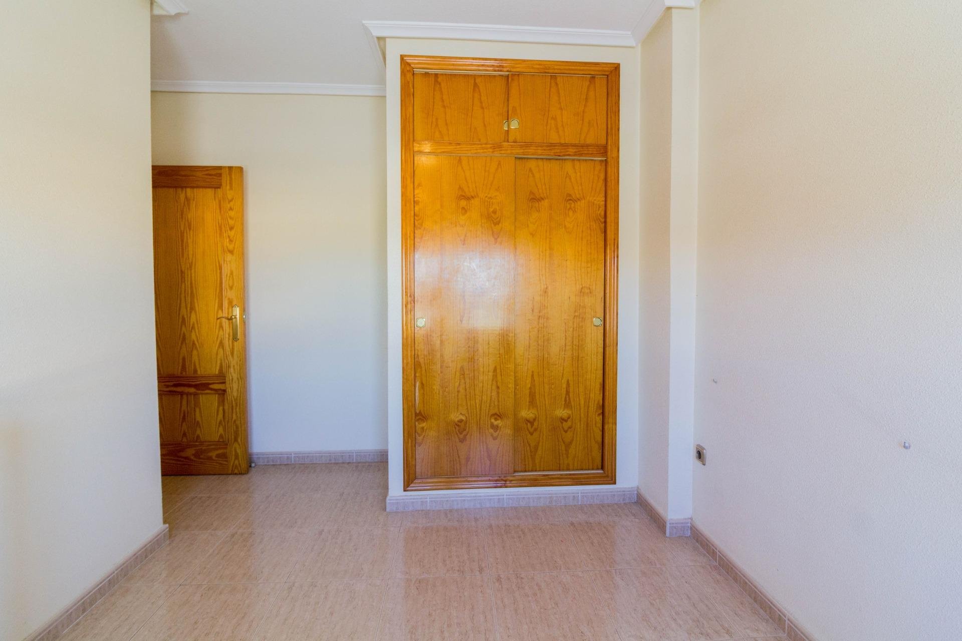 Resale - Piso - Callosa de Segura - Comunidad valenciana