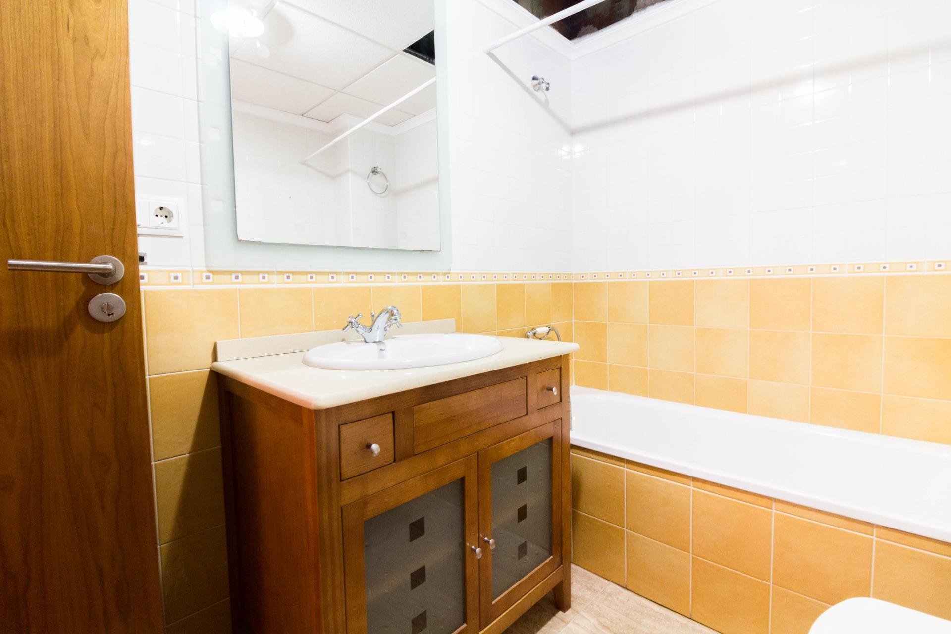 Resale - Piso - Callosa de Segura - Comunidad valenciana