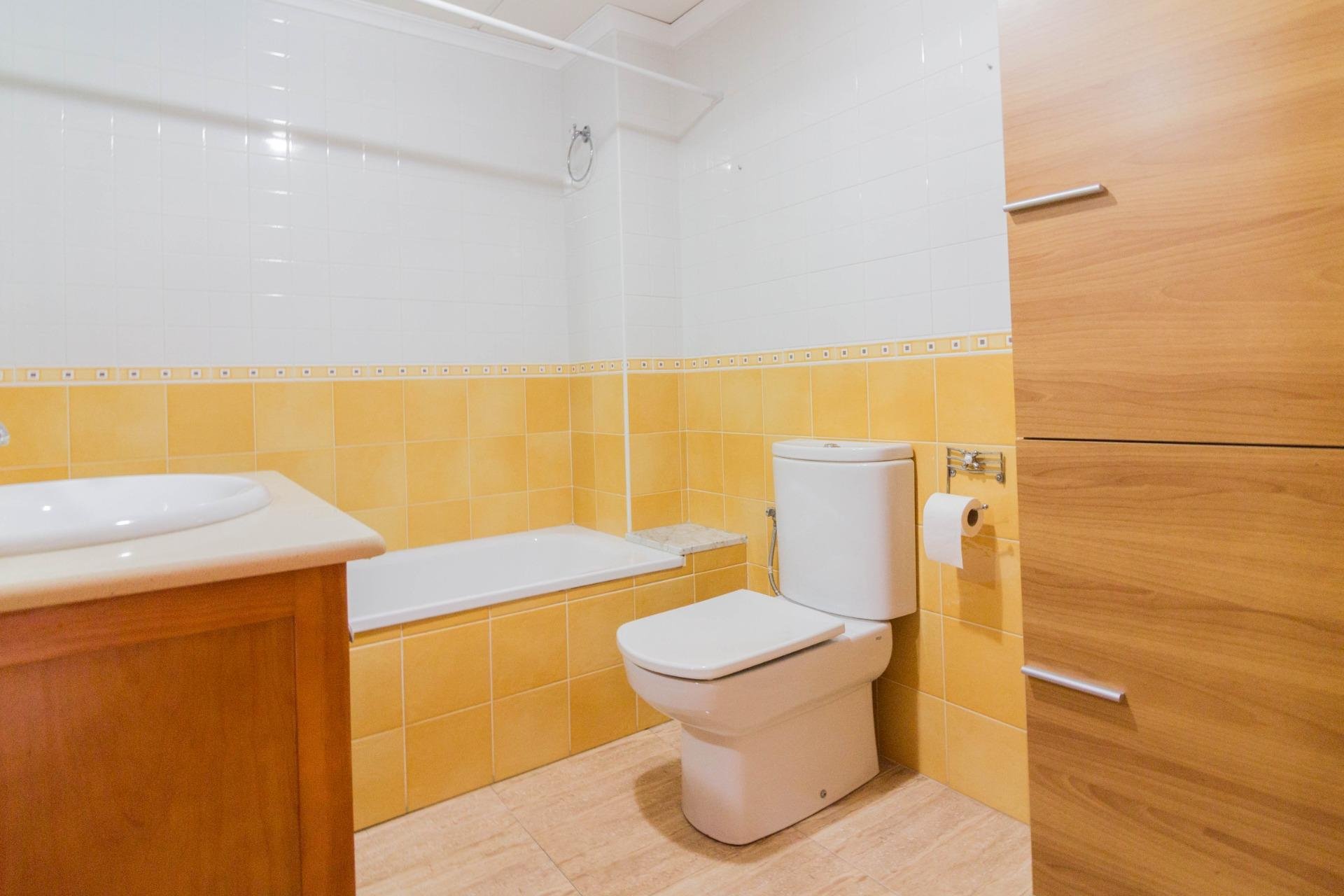 Resale - Piso - Callosa de Segura - Comunidad valenciana