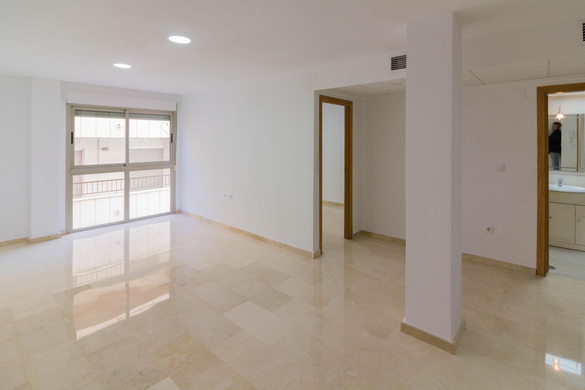 Resale - Piso - Orihuela - Zona Centro