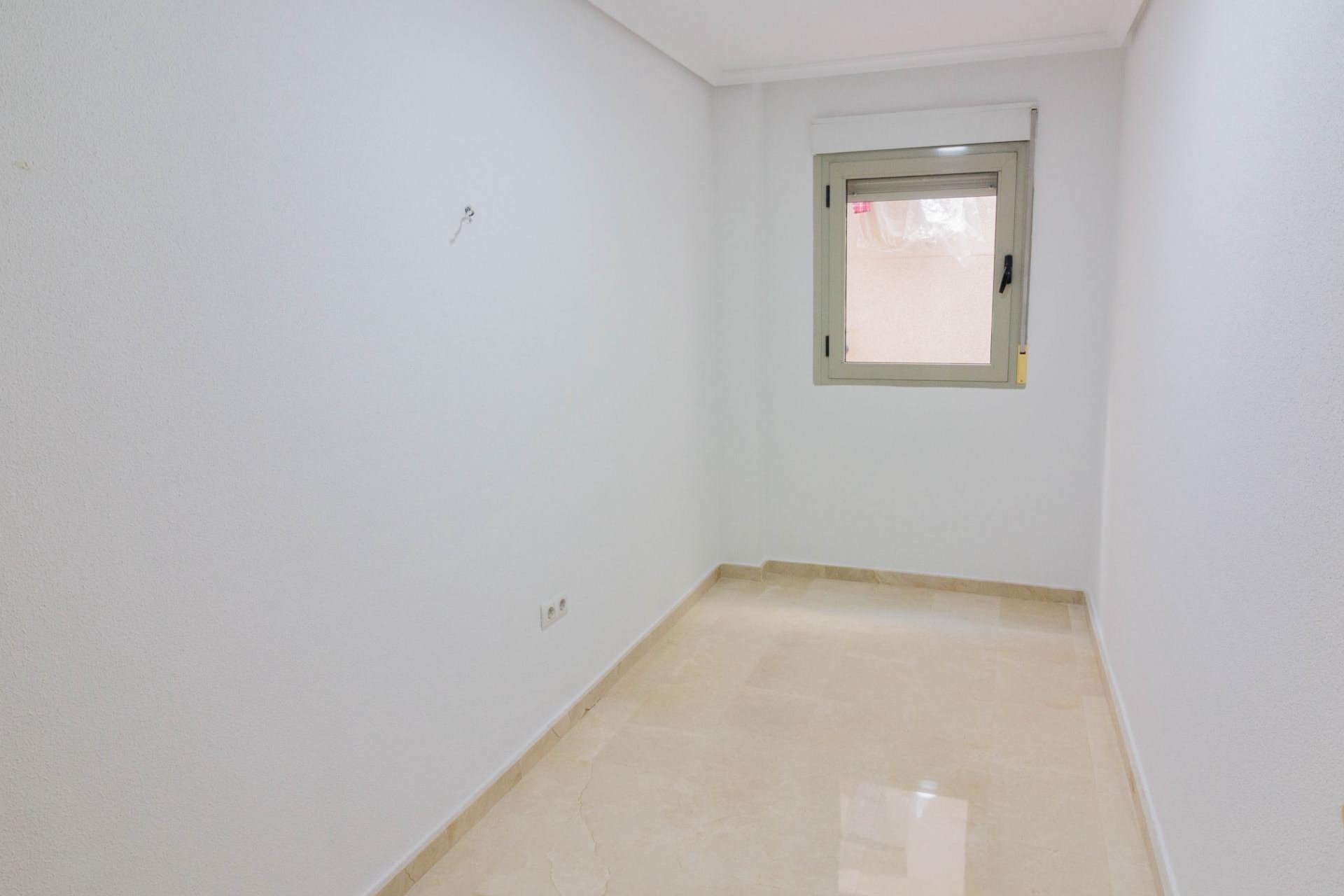 Resale - Piso - Orihuela - Zona Centro