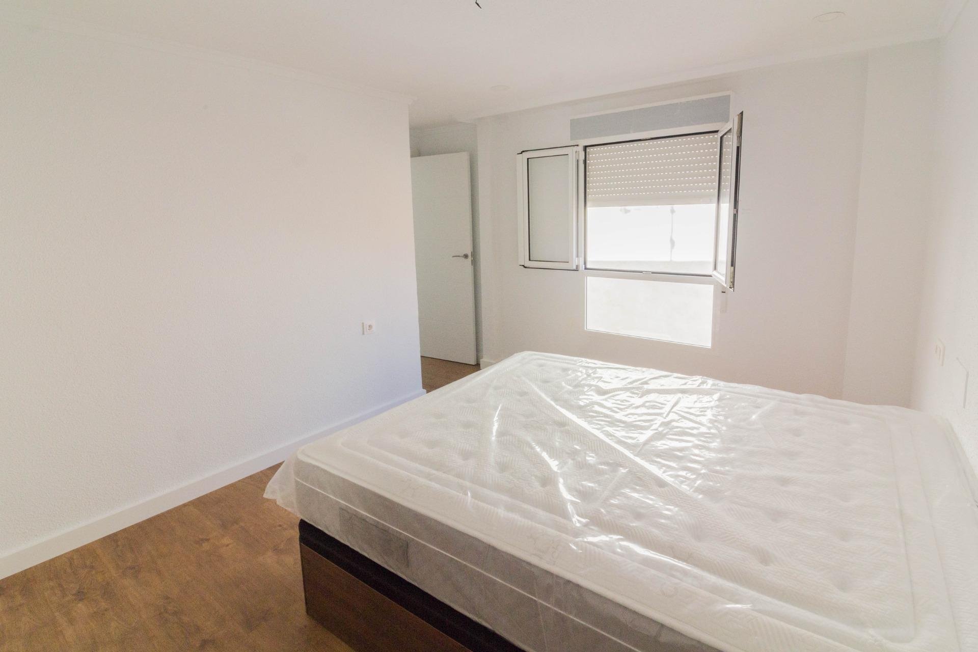 Resale - Piso - Orihuela - Zona Centro