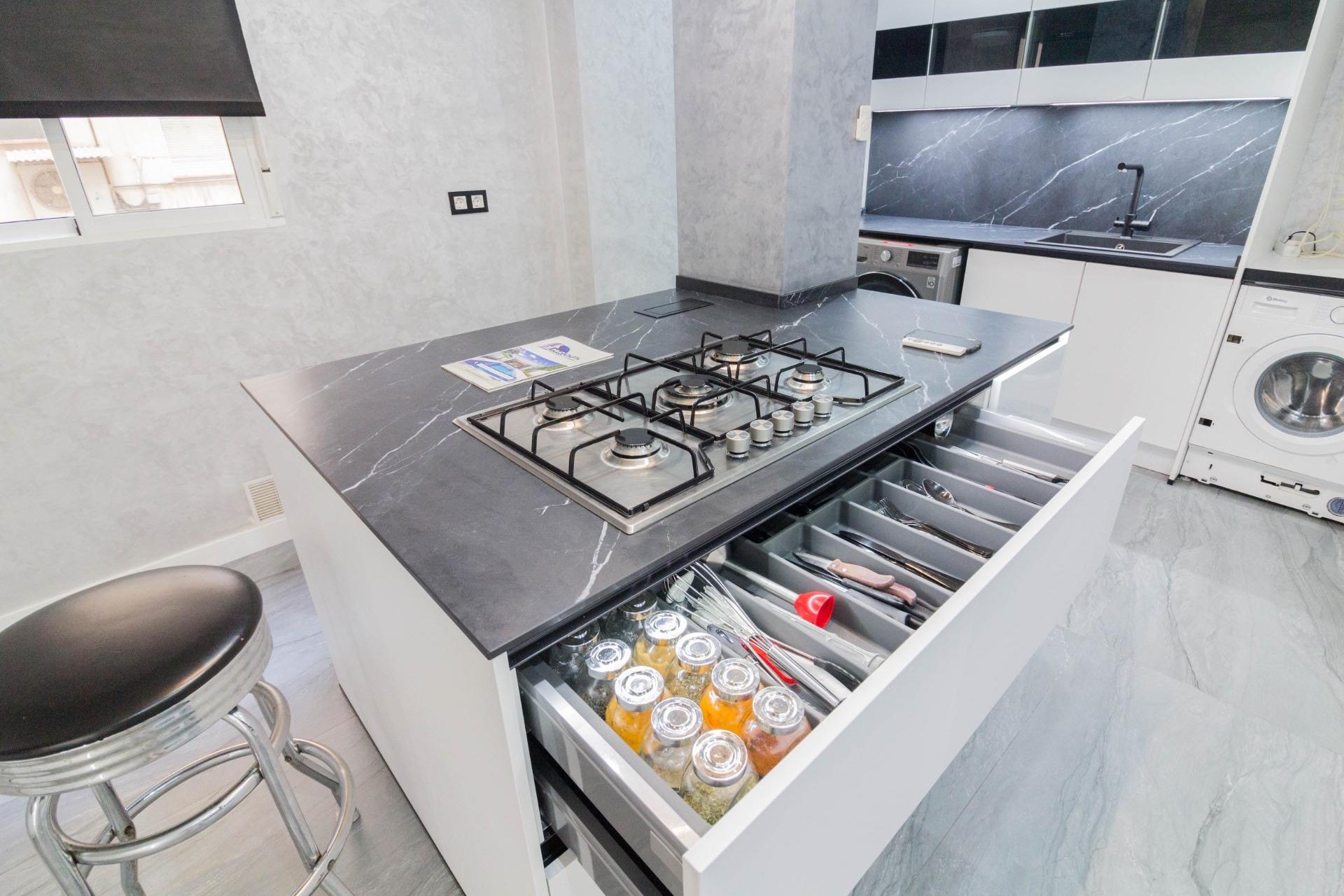 Resale - Piso - Orihuela - Zona Centro