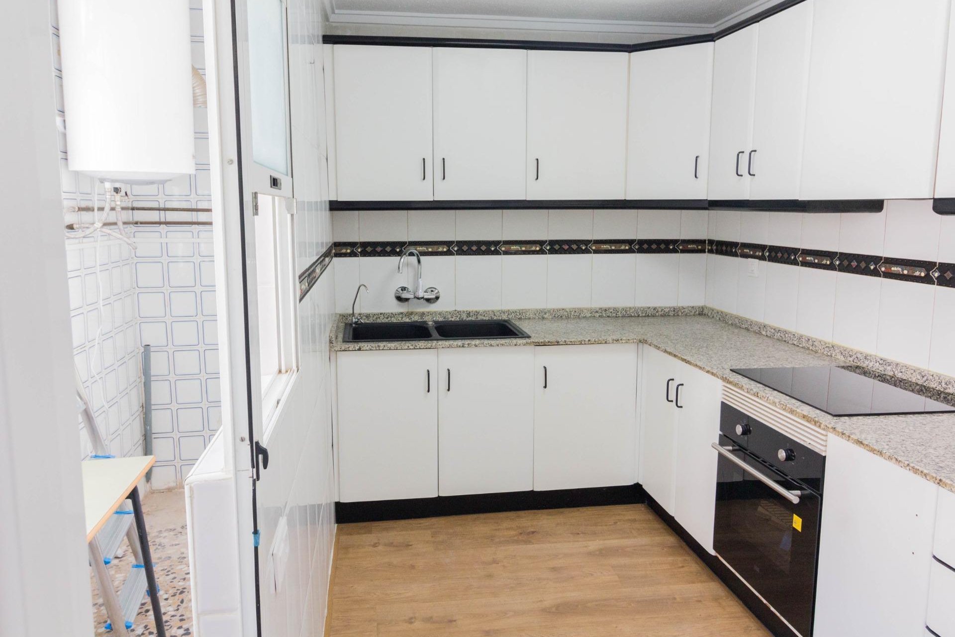 Resale - Piso - Orihuela - Zona Centro