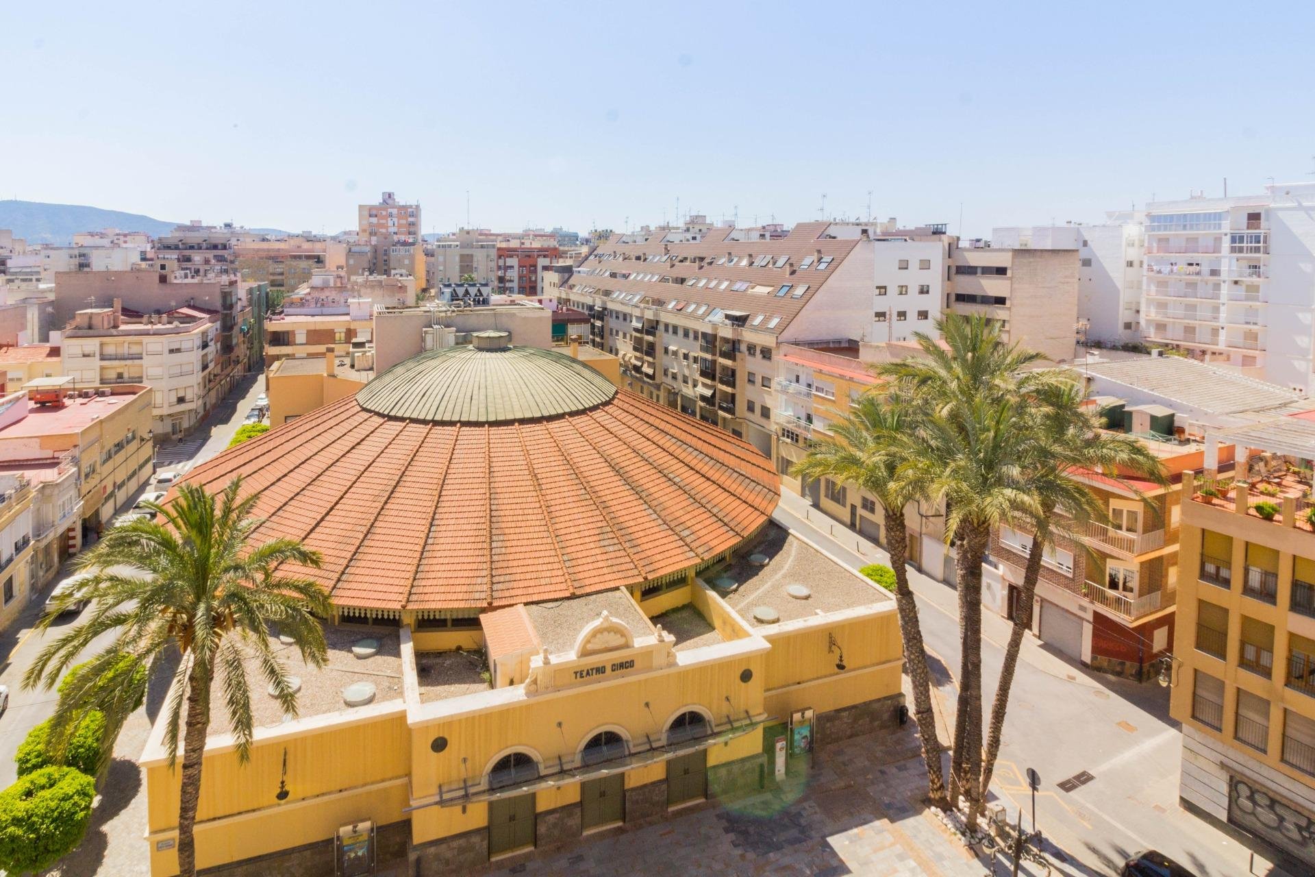 Resale - Piso - Orihuela - Zona Centro