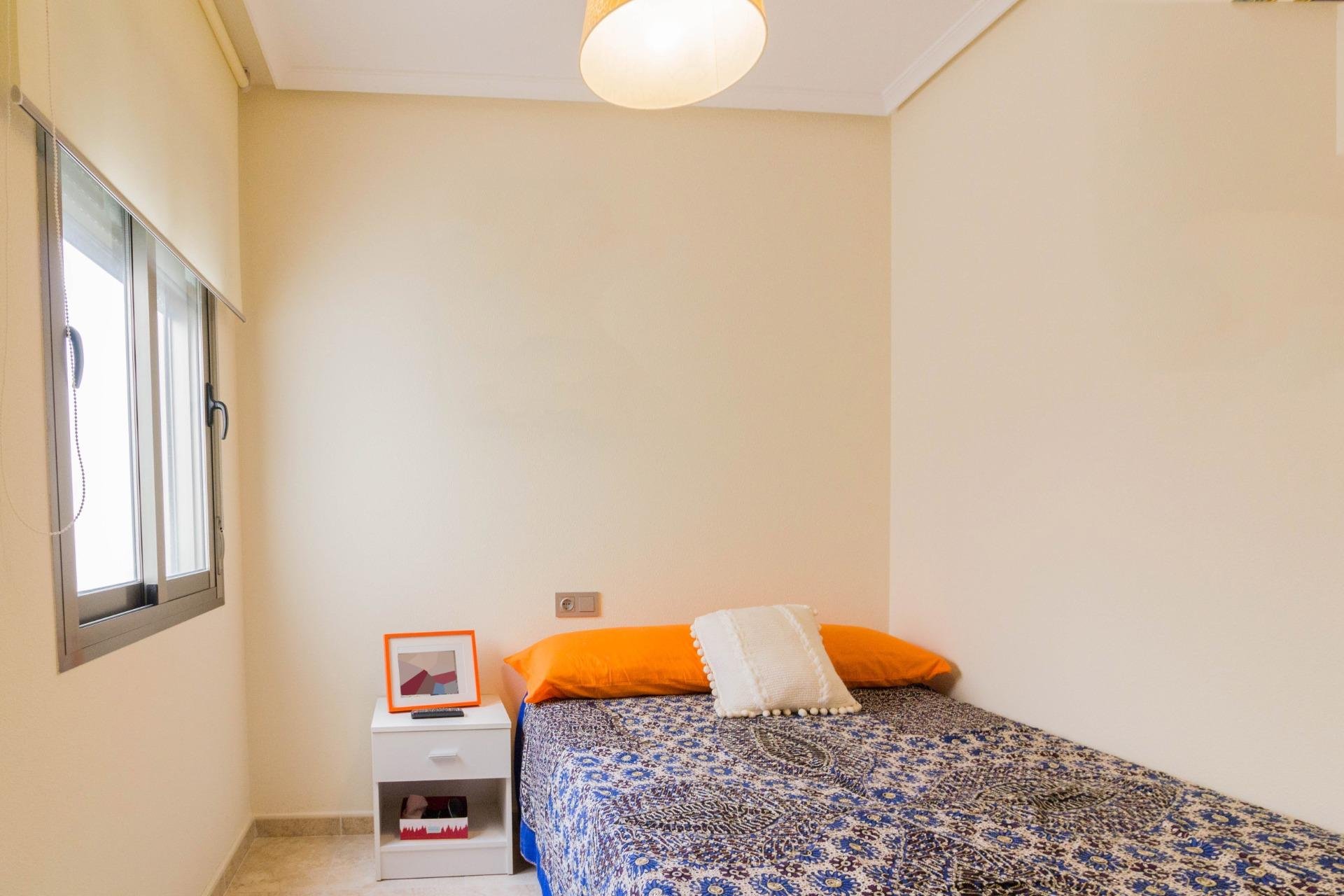Resale - Piso - Redován - Comunidad valenciana