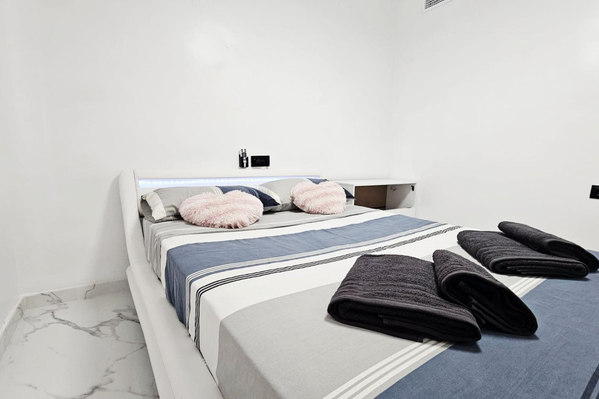 Resale - Piso - Torrevieja - Acequion