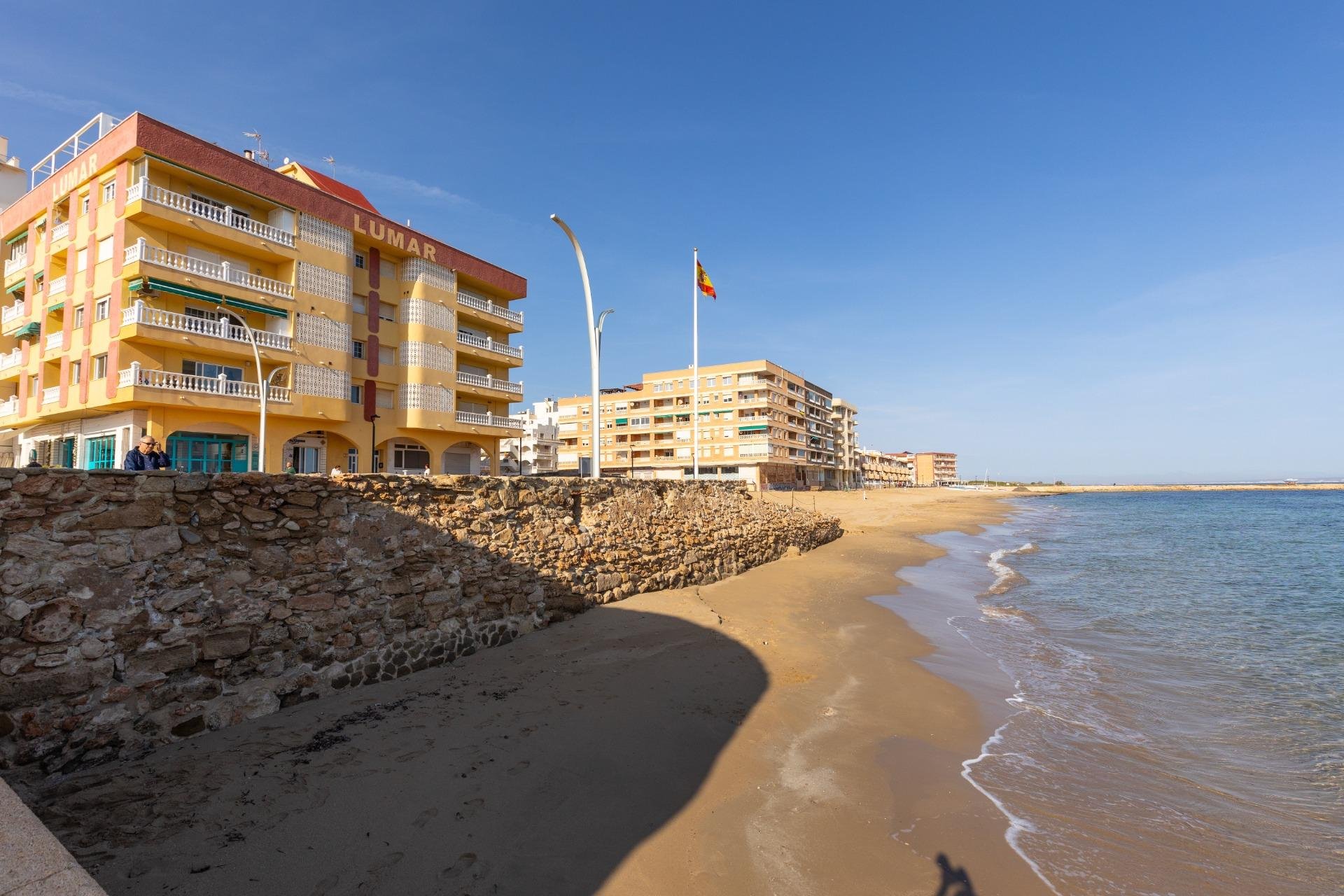 Resale - Piso - Torrevieja - La Mata pueblo